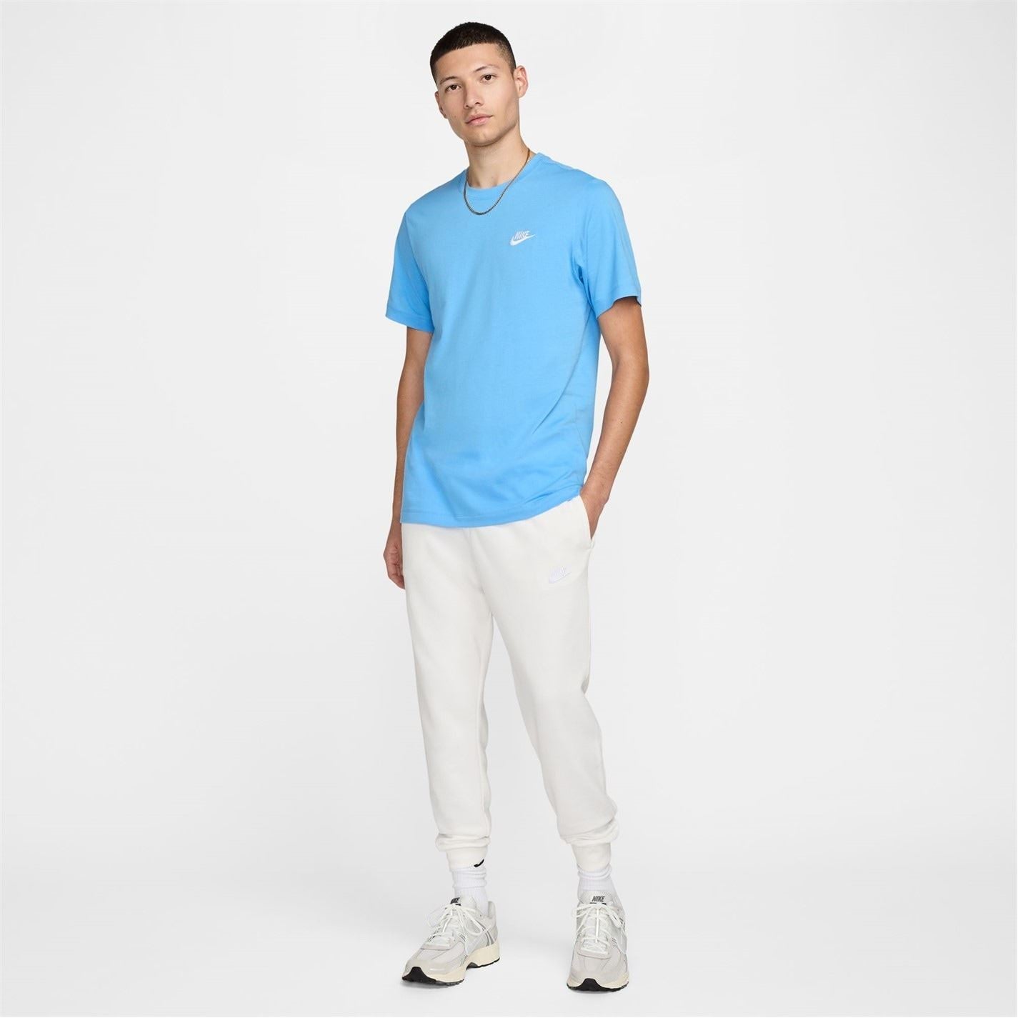 Nike Mens Sportswear Club T-Shirt