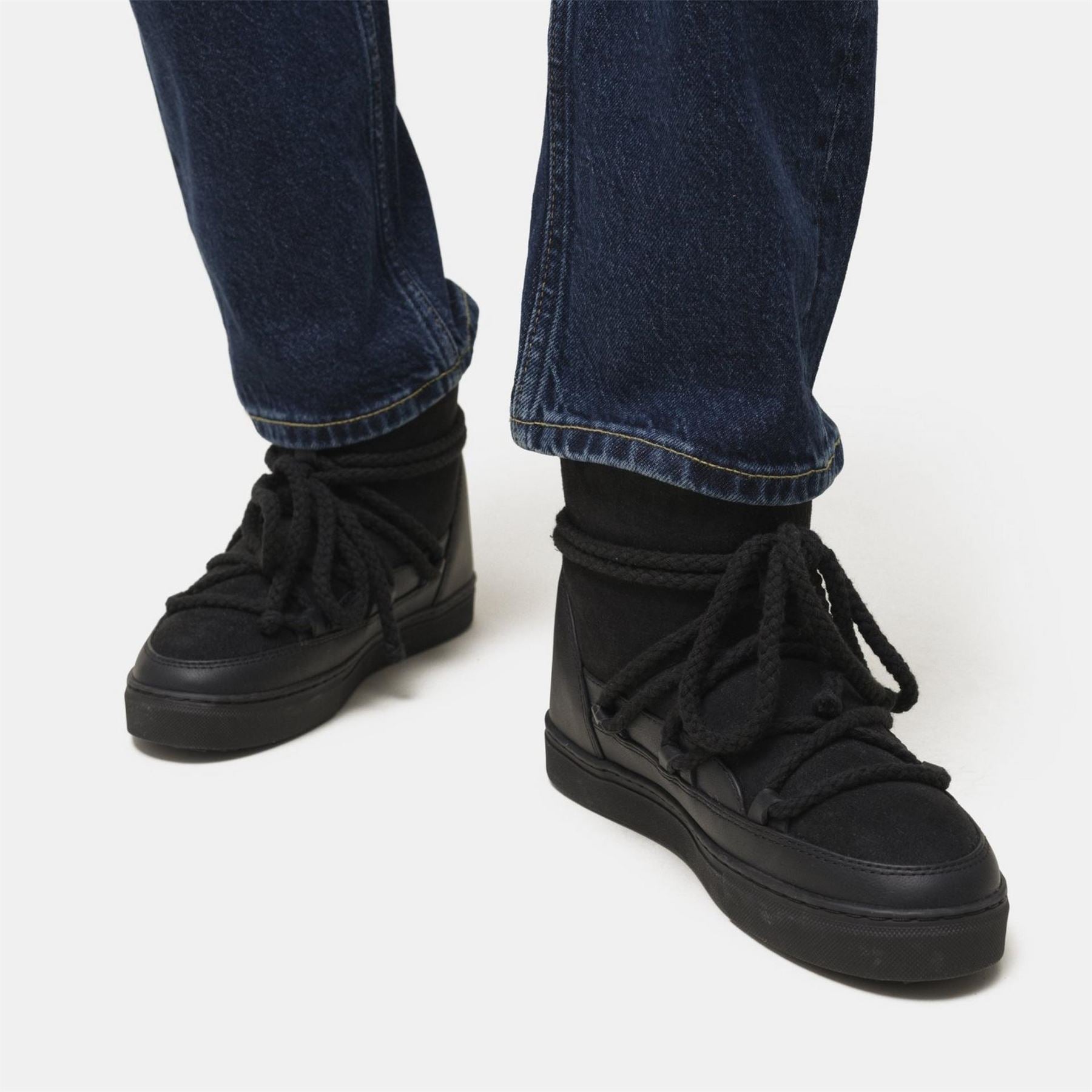 Inuikii Classic Snug Boots with Lace-Up Closure