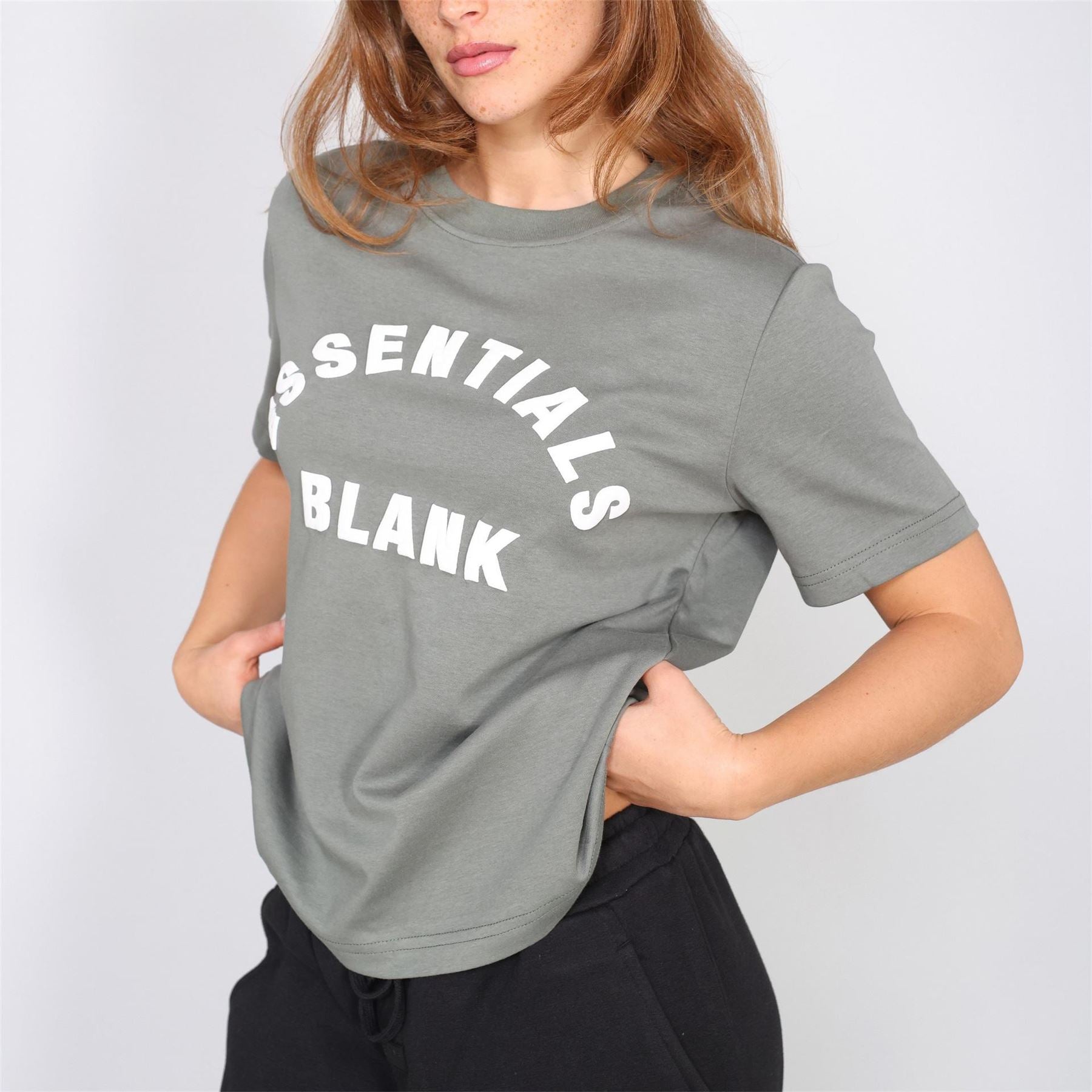 Blank Essentials Lettering Crew Neck Ribbed Collar Short Sleeve Boyfriend T-Shirt