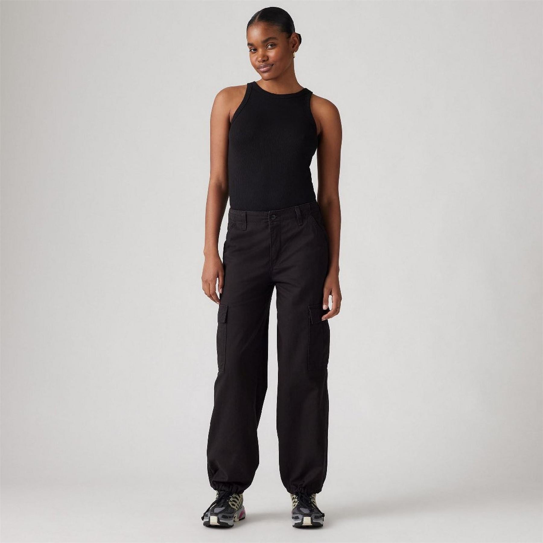 Levis Baggy Cargo Jeans