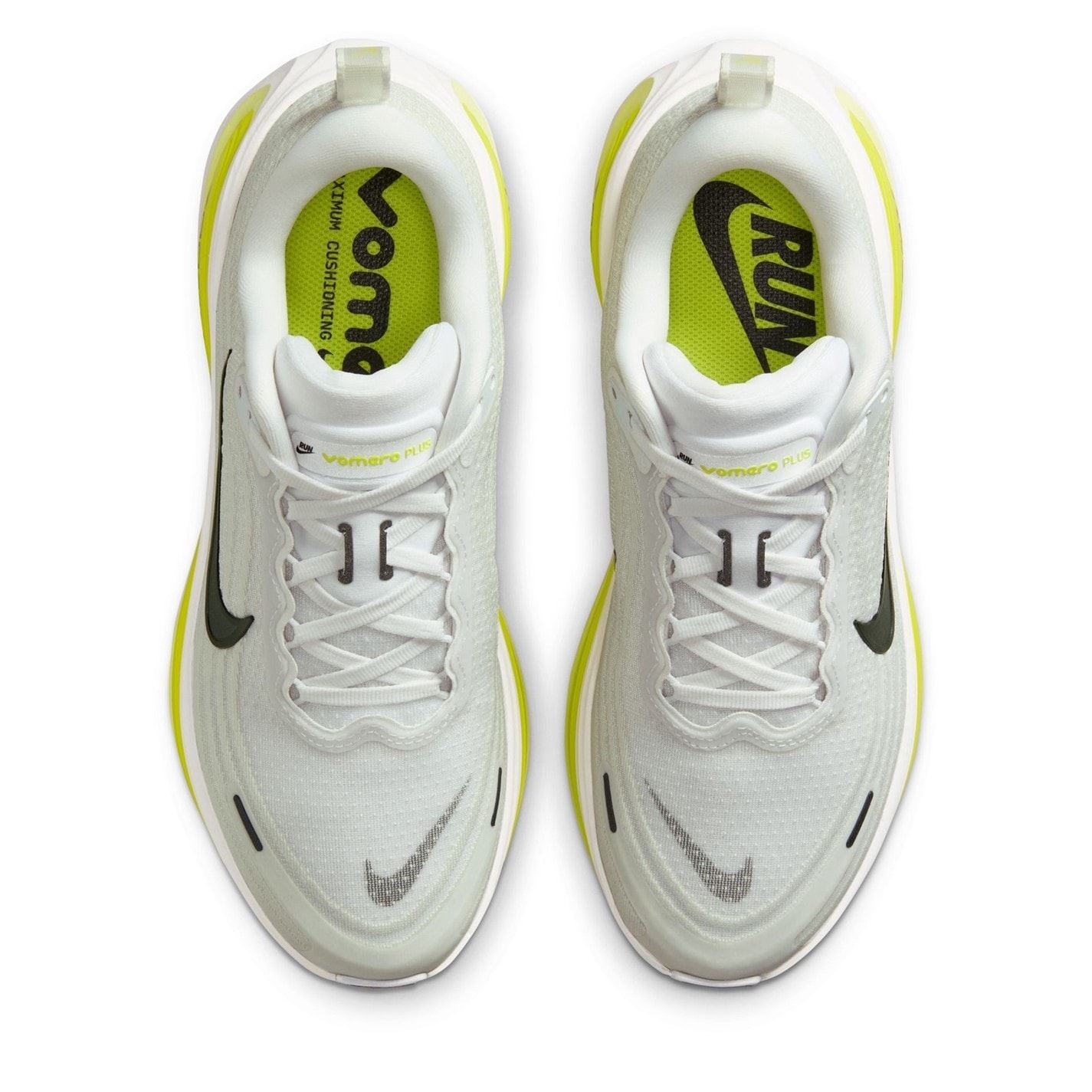 Nike Womens Vomero Plus Running Shoes
