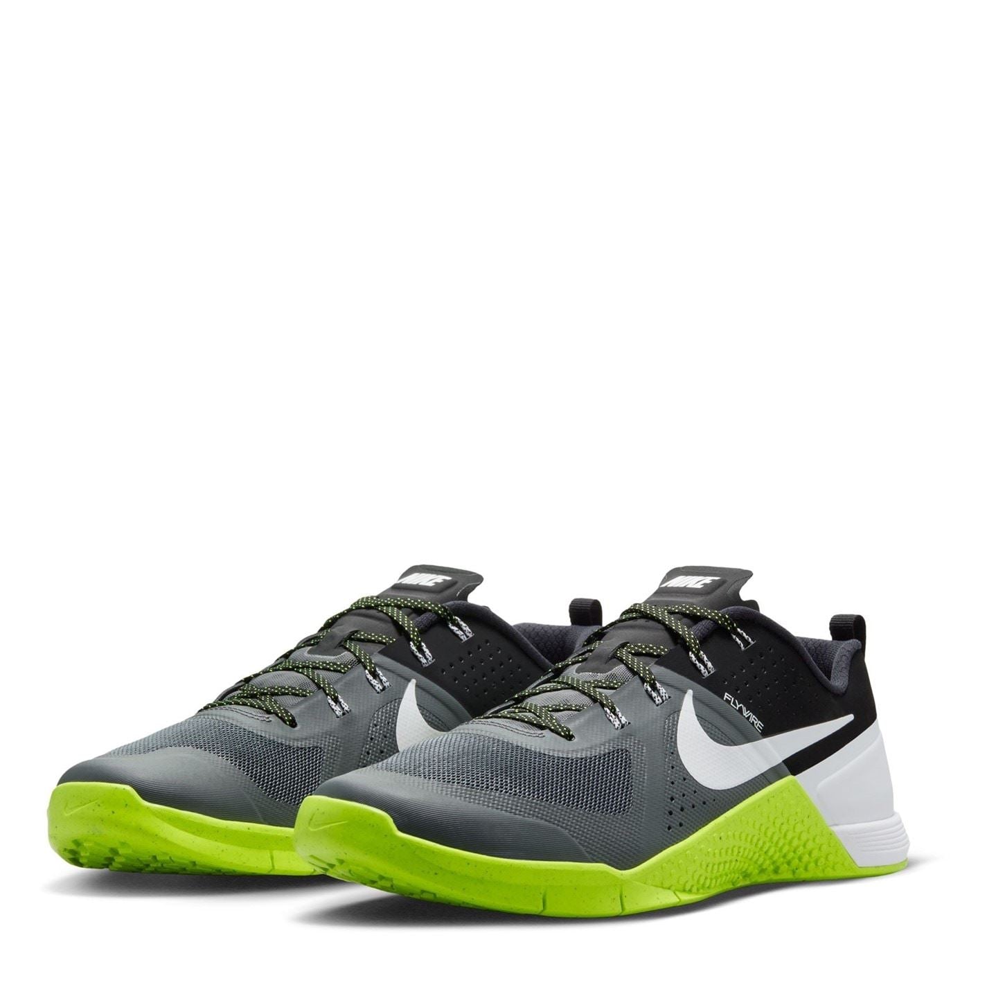 Nike Metcon 1 Low Top Flat Heel Sneakers