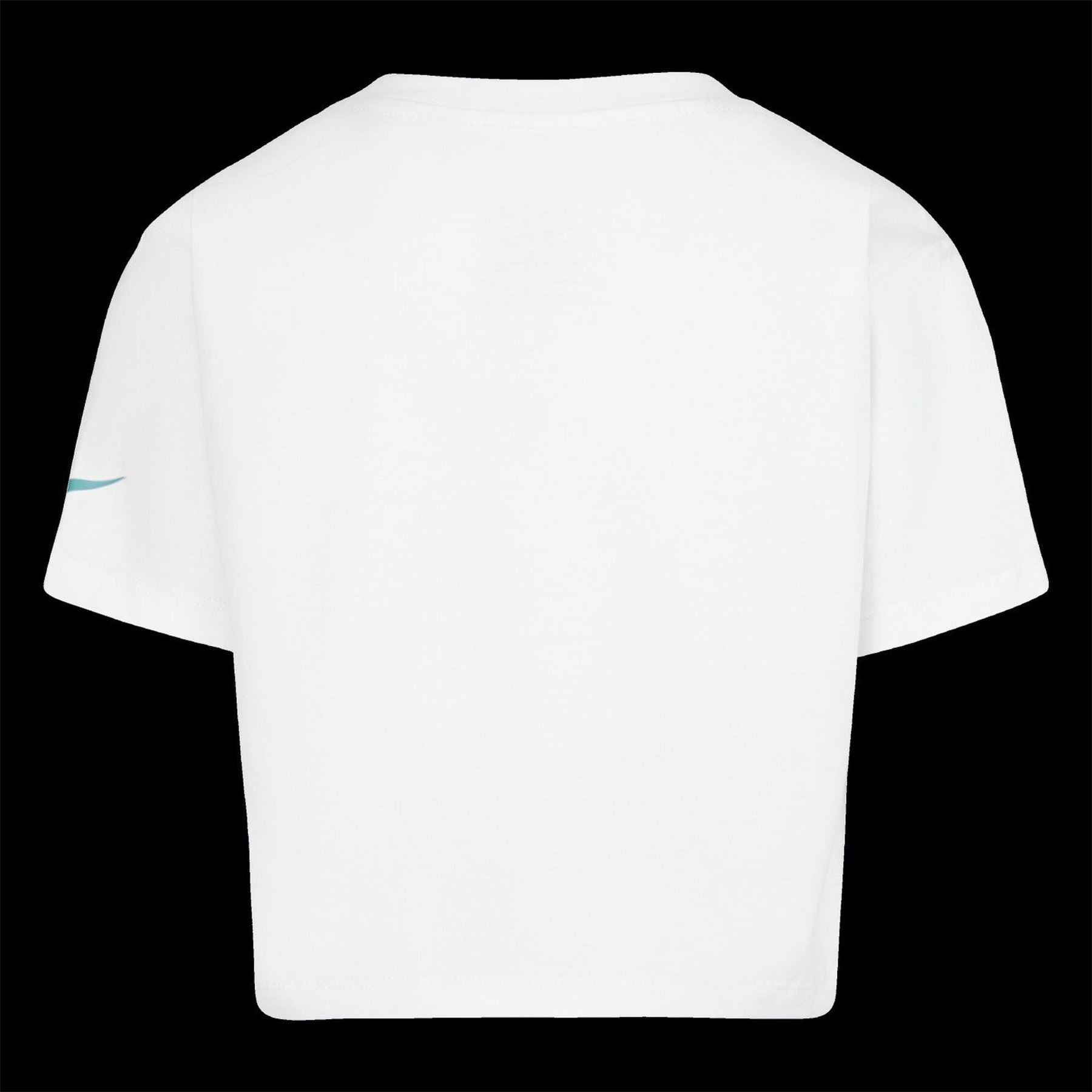 Nike Cropped Regular Fit Crew Neck T-Shirt