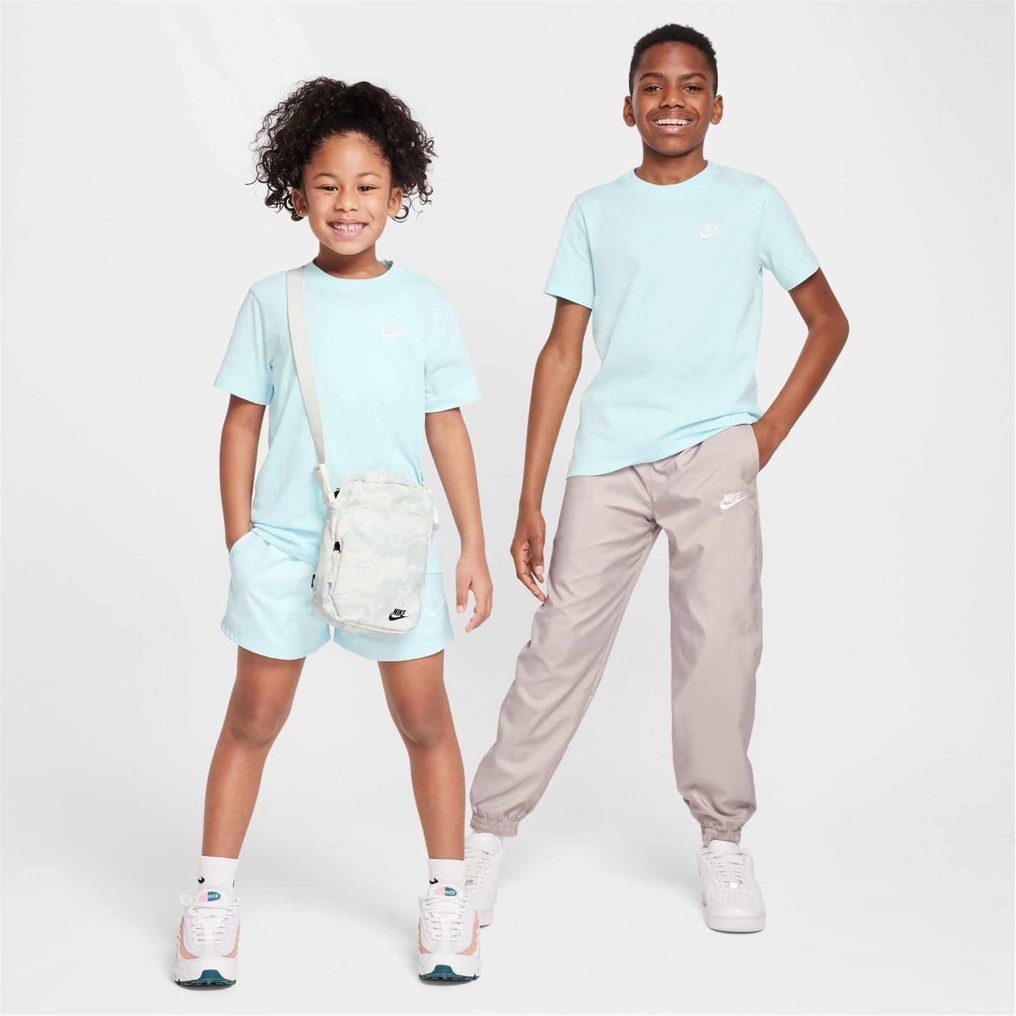 Nike Futura T-Shirt Junior Boys