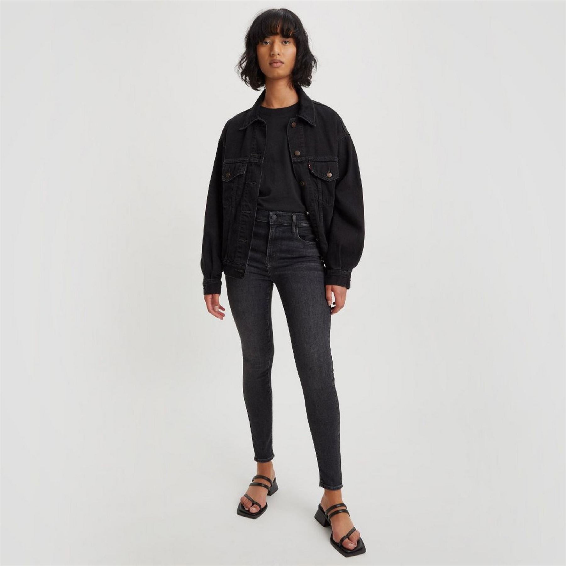 Levis High Rise Jeans