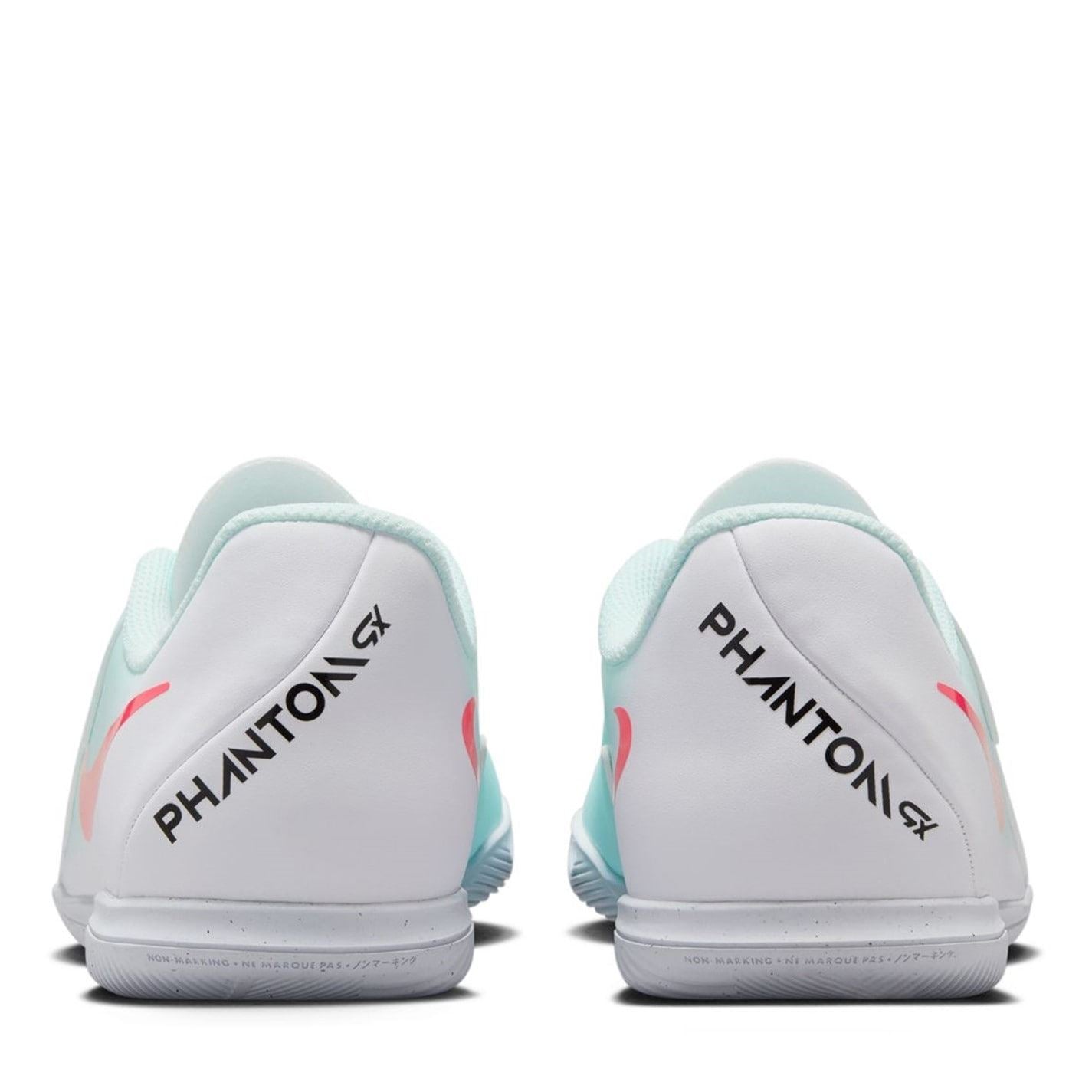 Nike Phantom Gx 2 Club Juniors Indoor Court Football Boots.