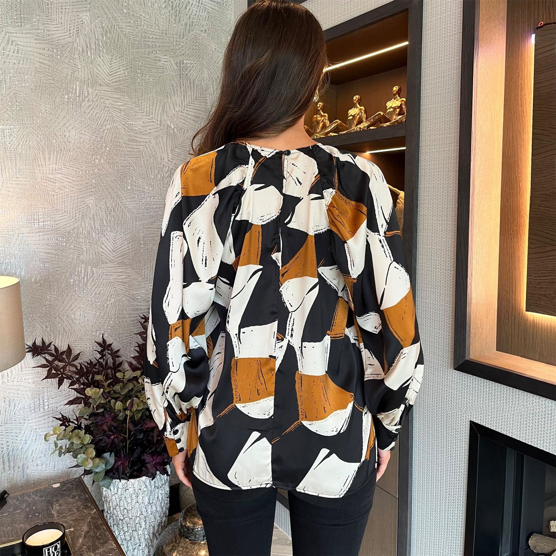 AX Paris Geometric Print Long Sleeve Top