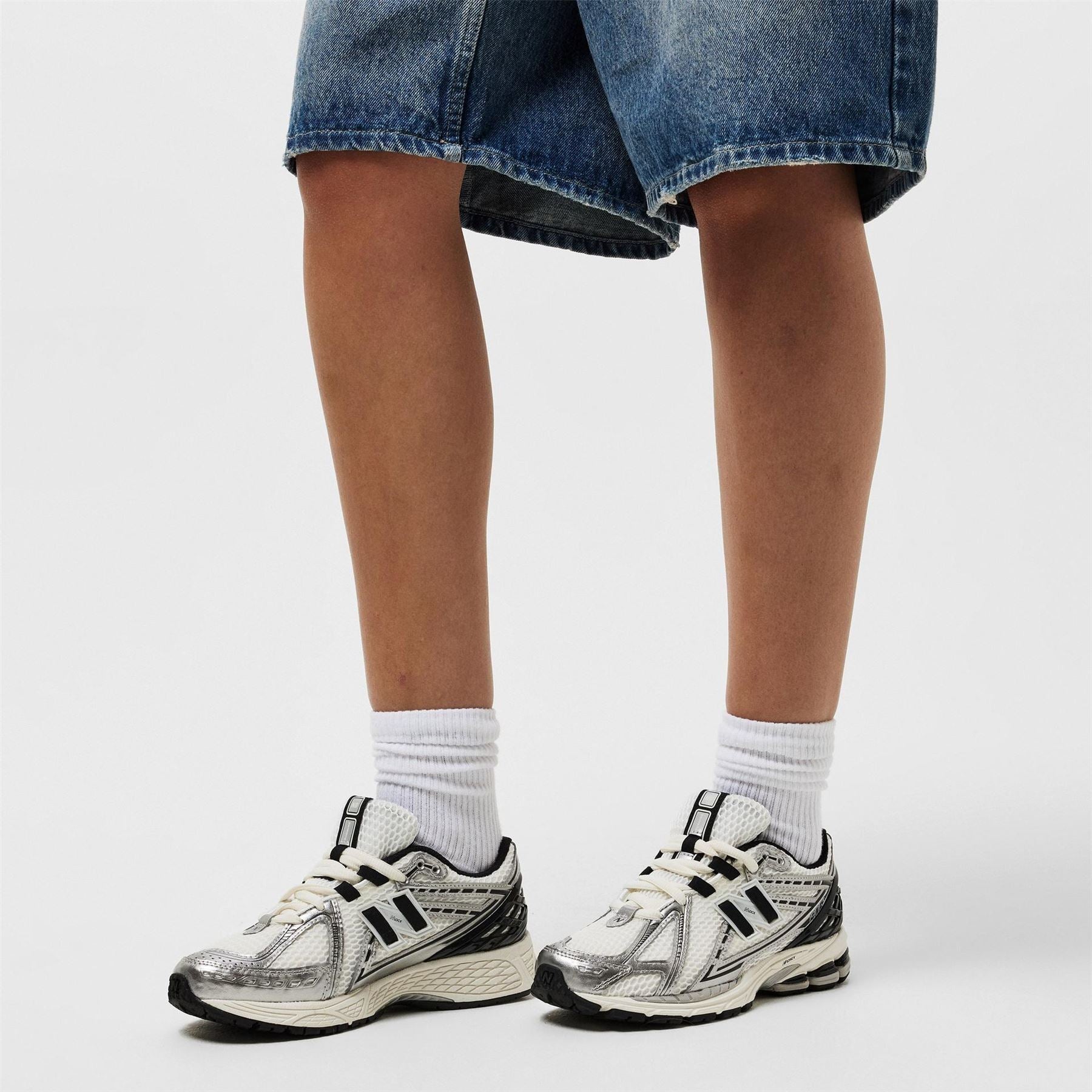 New Balance Womens 1906