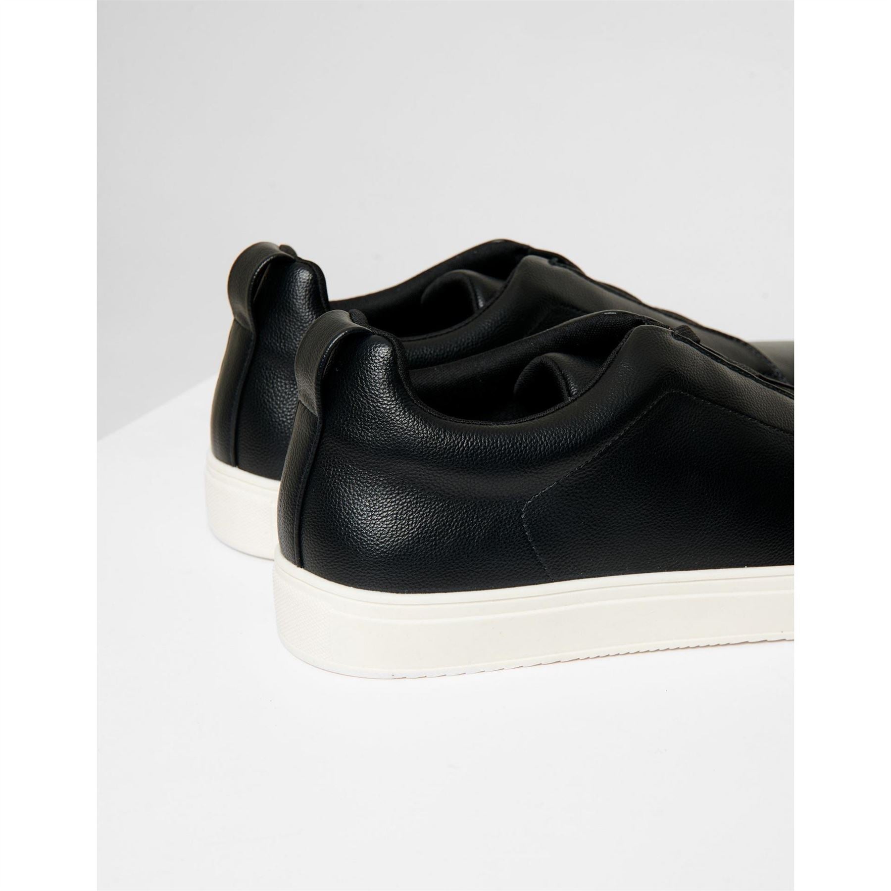 Threadbare Acefield Casual Low Top Trainers