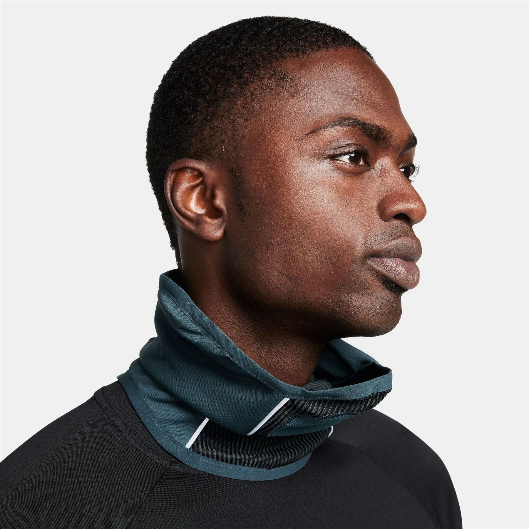Nike Winter Warrior Mens Dri Fit Global Football Snood
