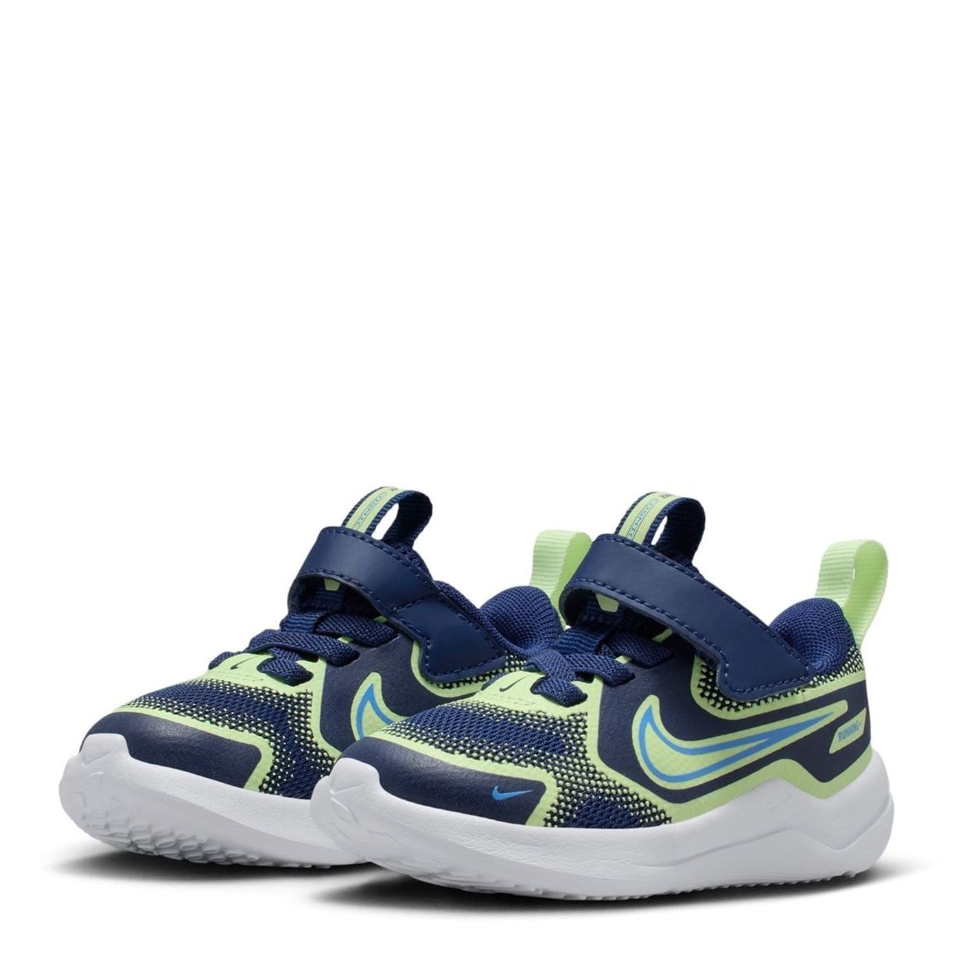 Nike Cosmic Runner Low Top Sneakers with Adjustable Drawstring