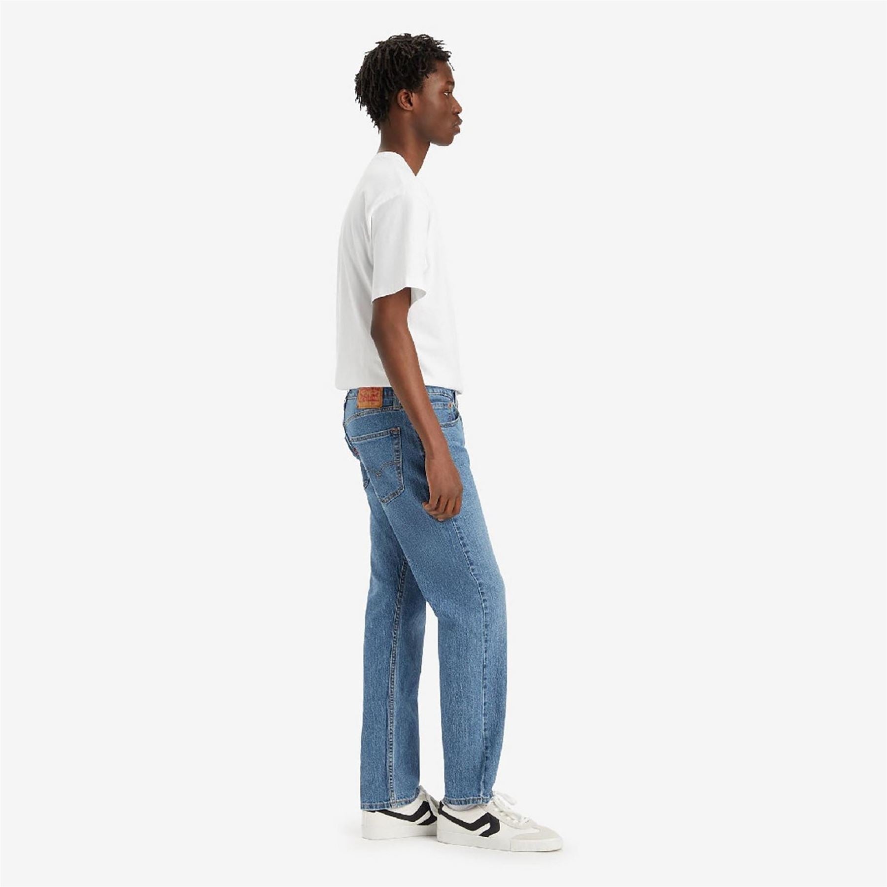 Levis 502 Taper On The Cool