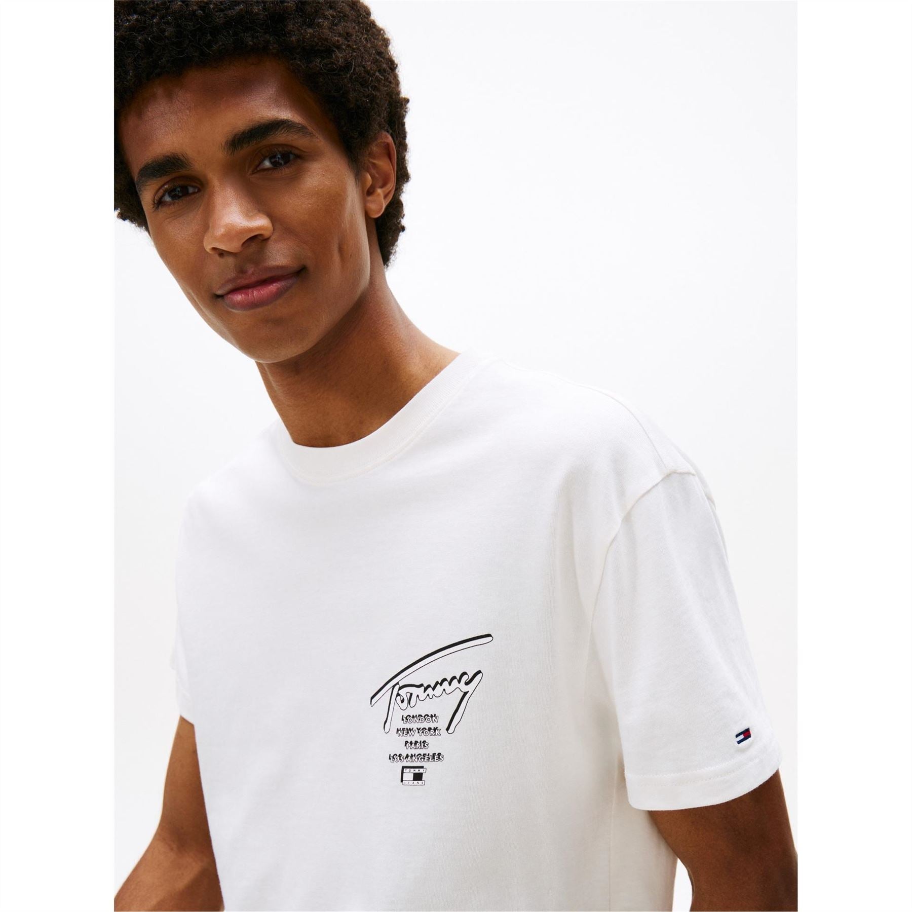 Tommy Jeans Flag Logo T-Shirt