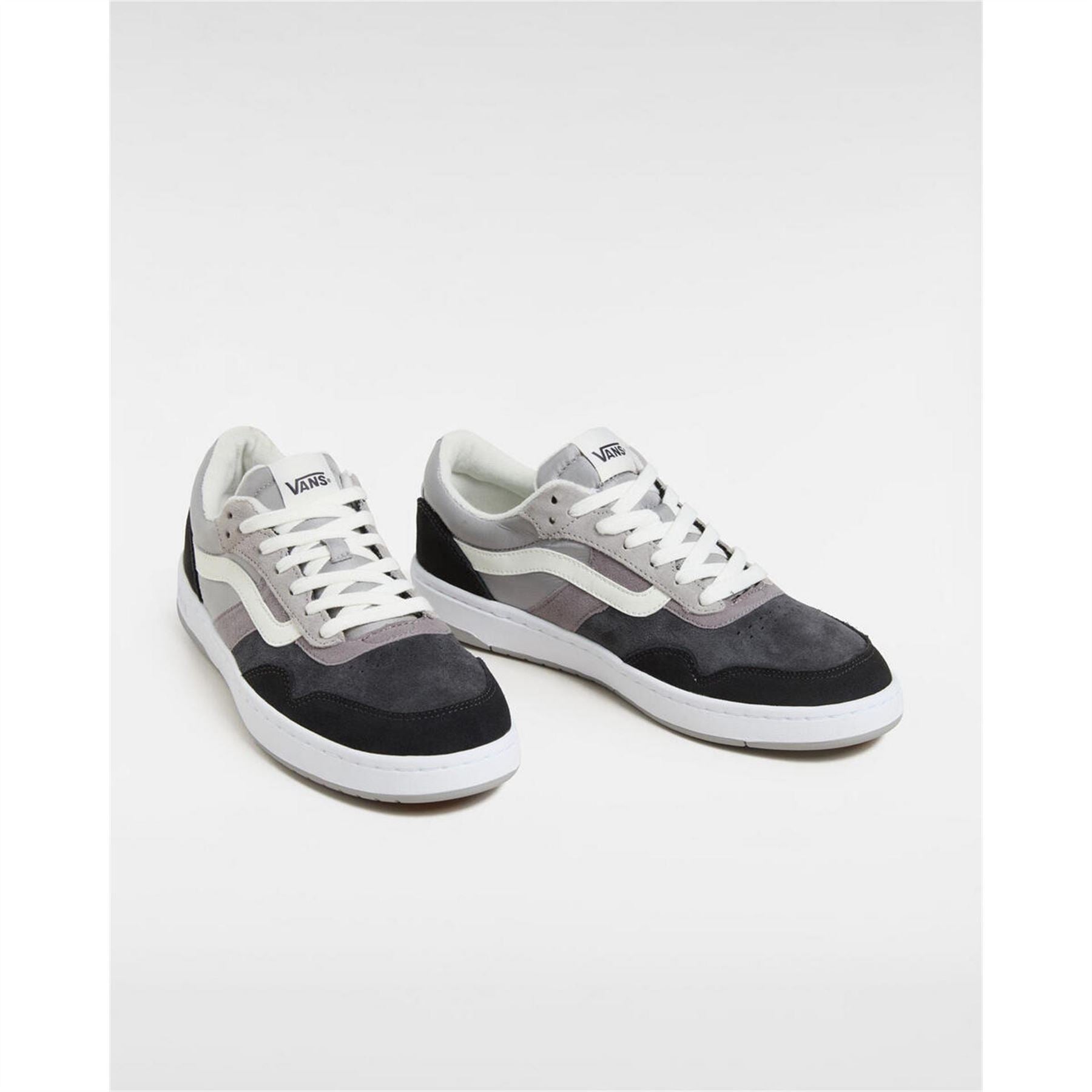 Vans Cruze 3.0 Round Toe Flat Heel Court Shoes