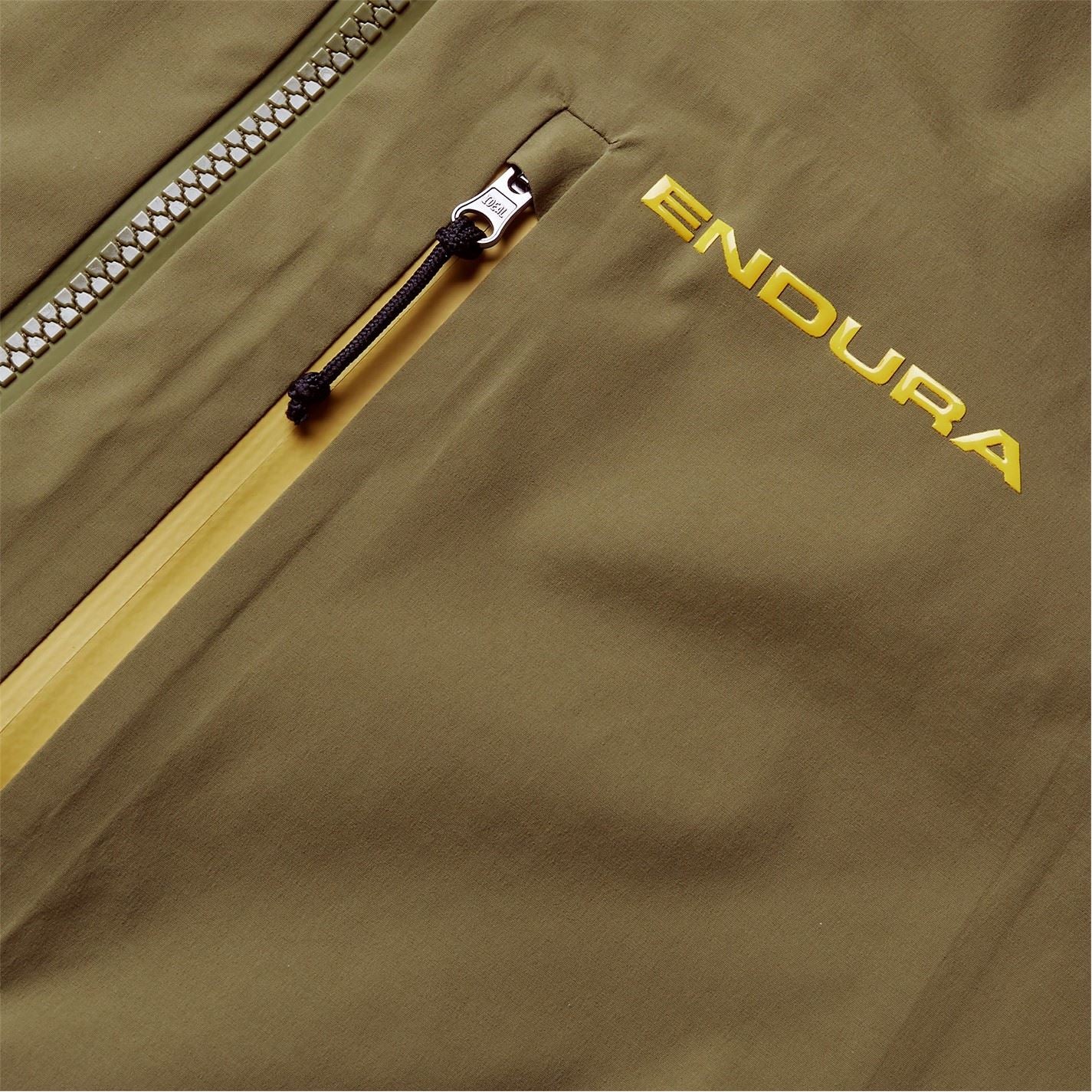 Endura Mt500 Hooded Performance Jacket