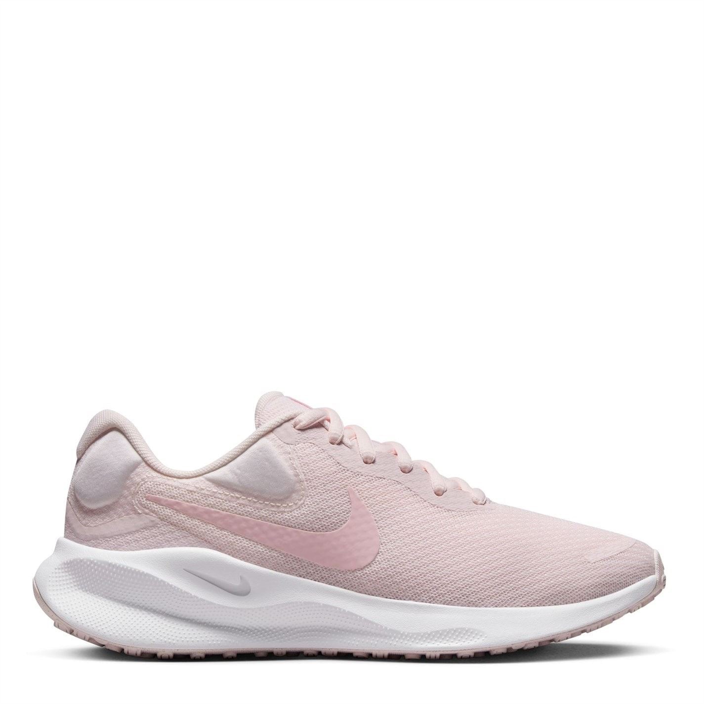 Nike Womens Revolution 7 Running Shoes