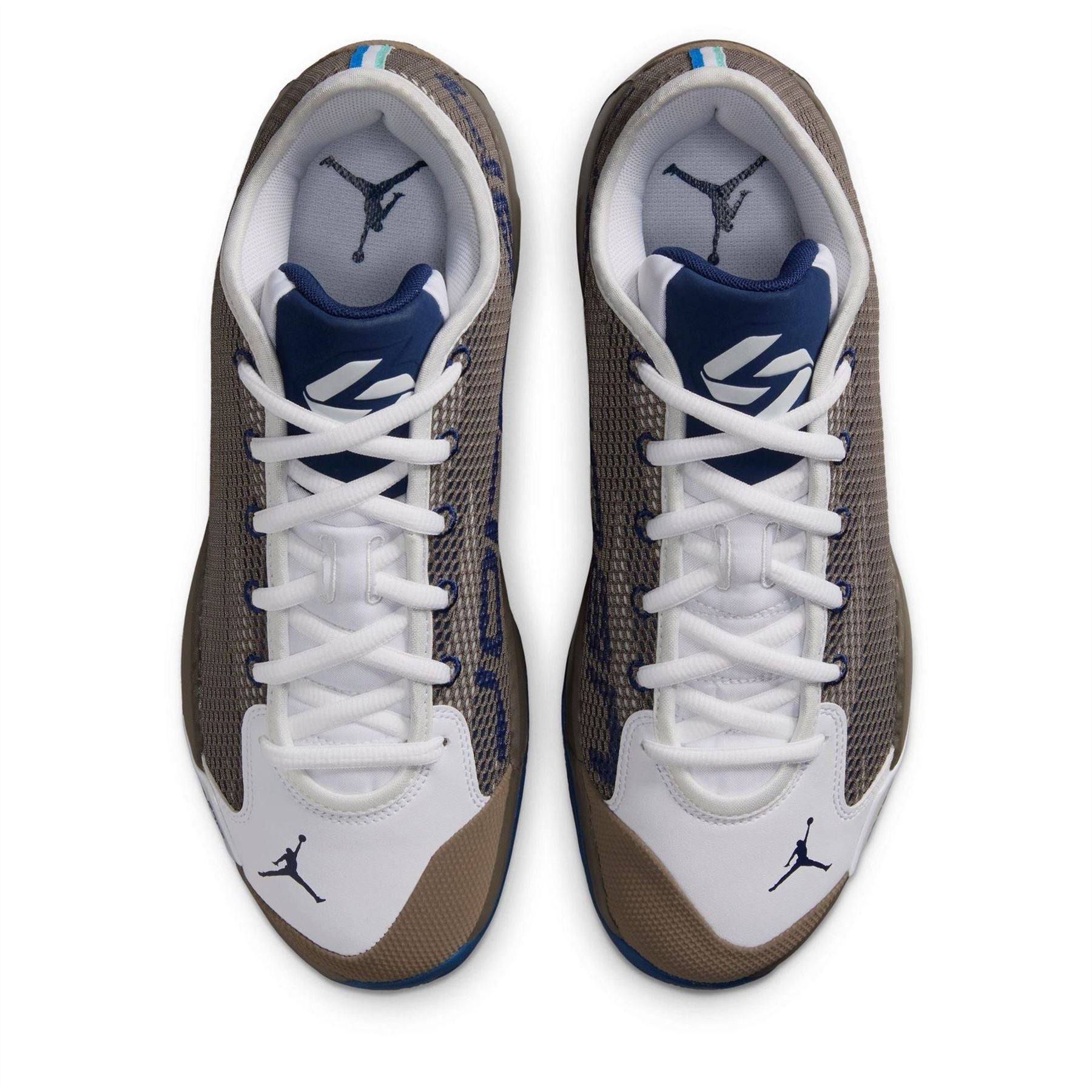 Air Jordan Luka 77 Basketball Trainers