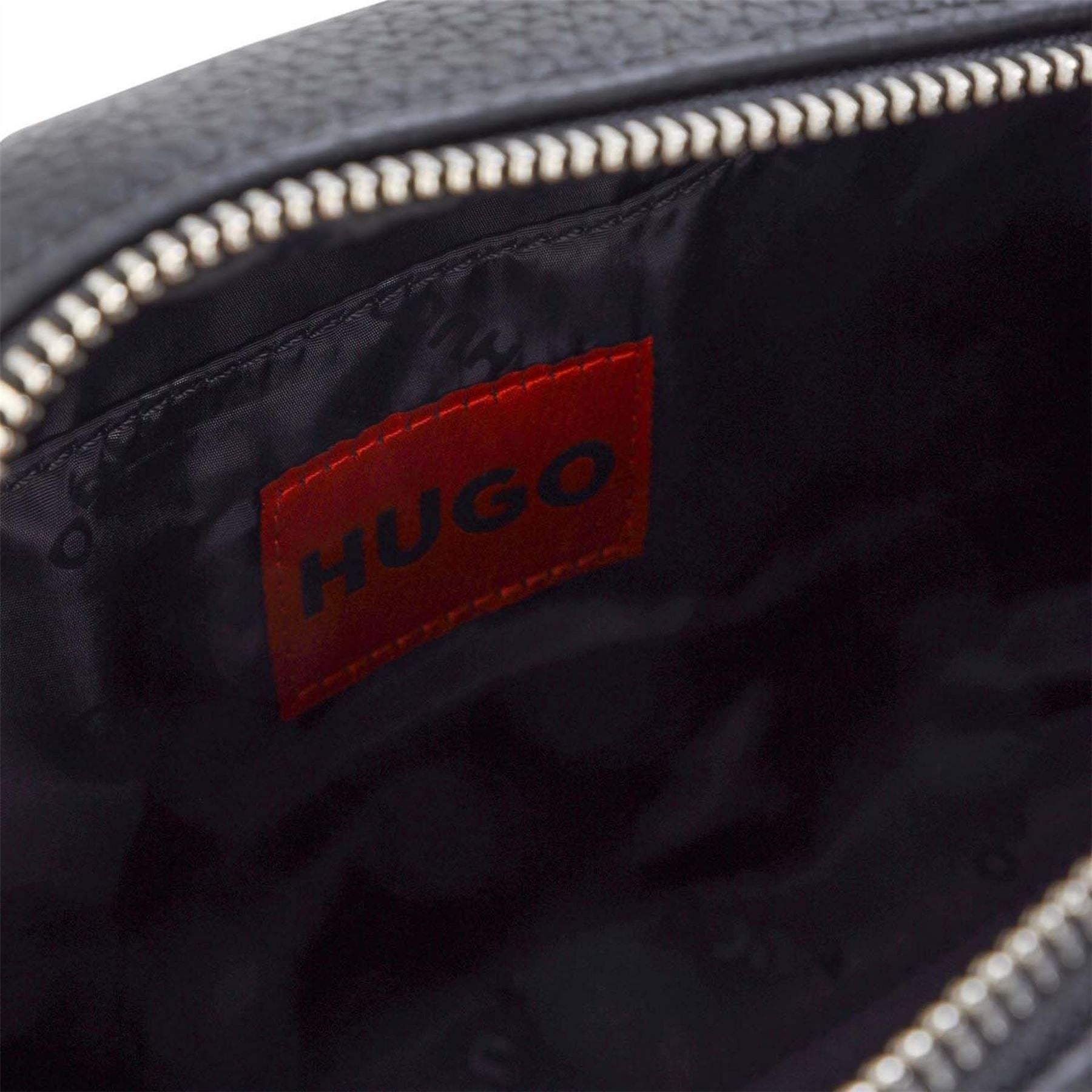 Hugo 2.0 Washbag