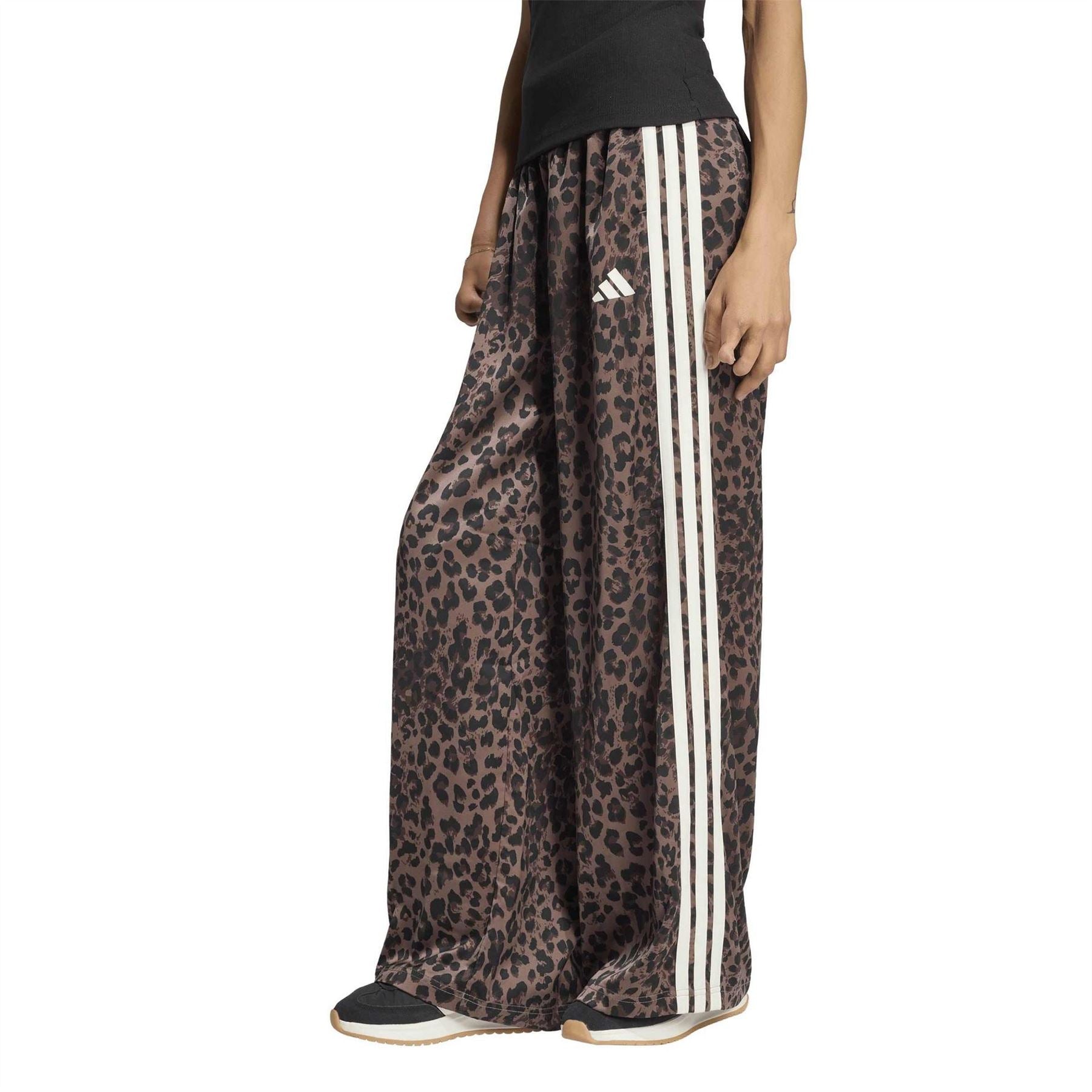 adidas Leopard Track Ld64