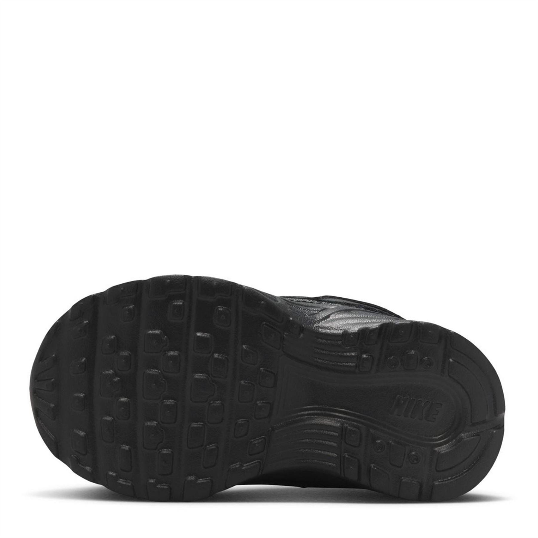 Nike P6000 In10 Lace-Up Stripe Sneakers