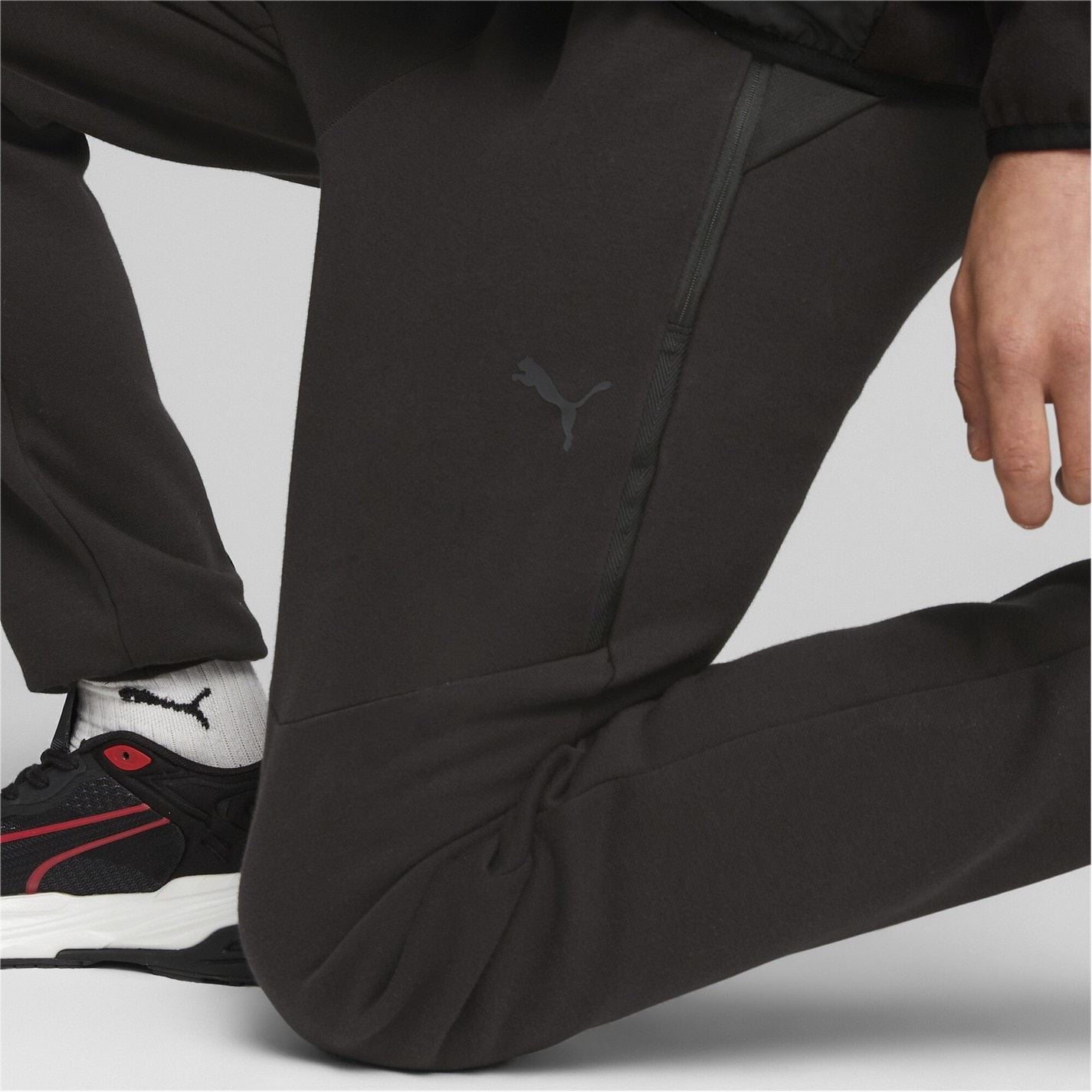 Puma Pumatech Zipped Pocket Joggers
