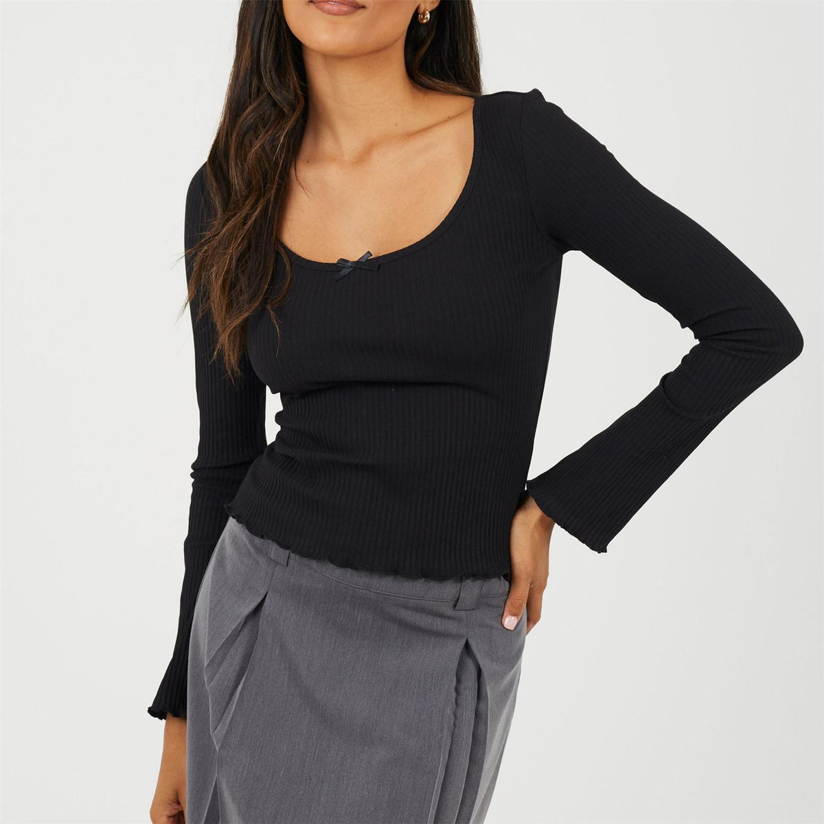 Brave Soul Womens Long Sleeve Scoop Neck Top With Bow Detail.