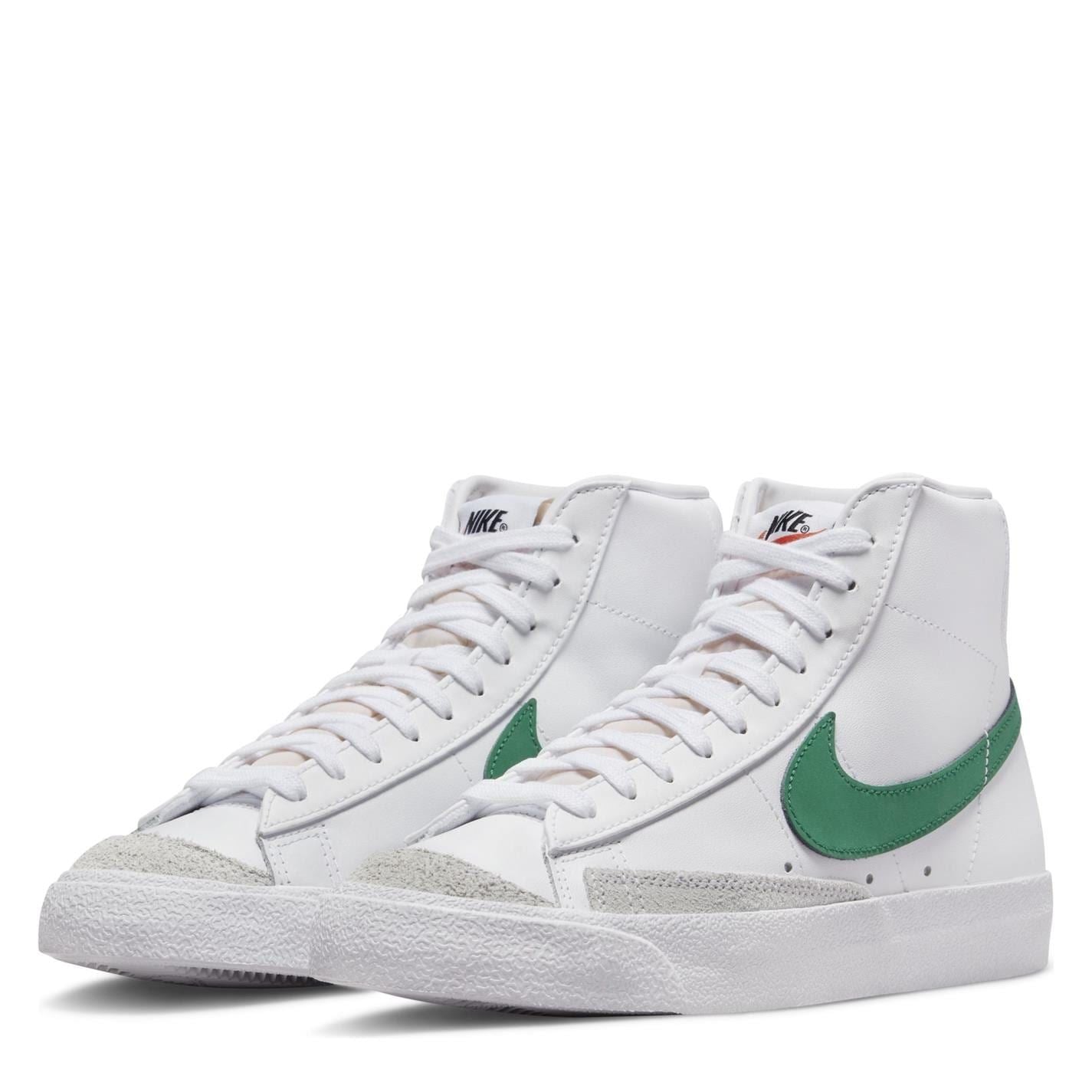 Nike Blazer Mid 77 Womens Hi Top Trainers
