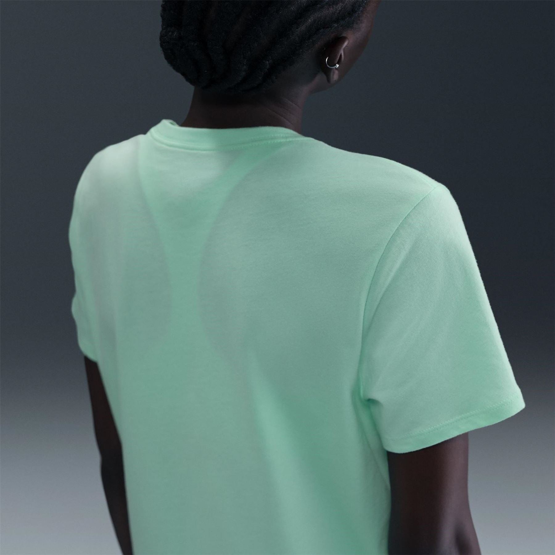 Nike Womens Sportswear Club T-Shirt