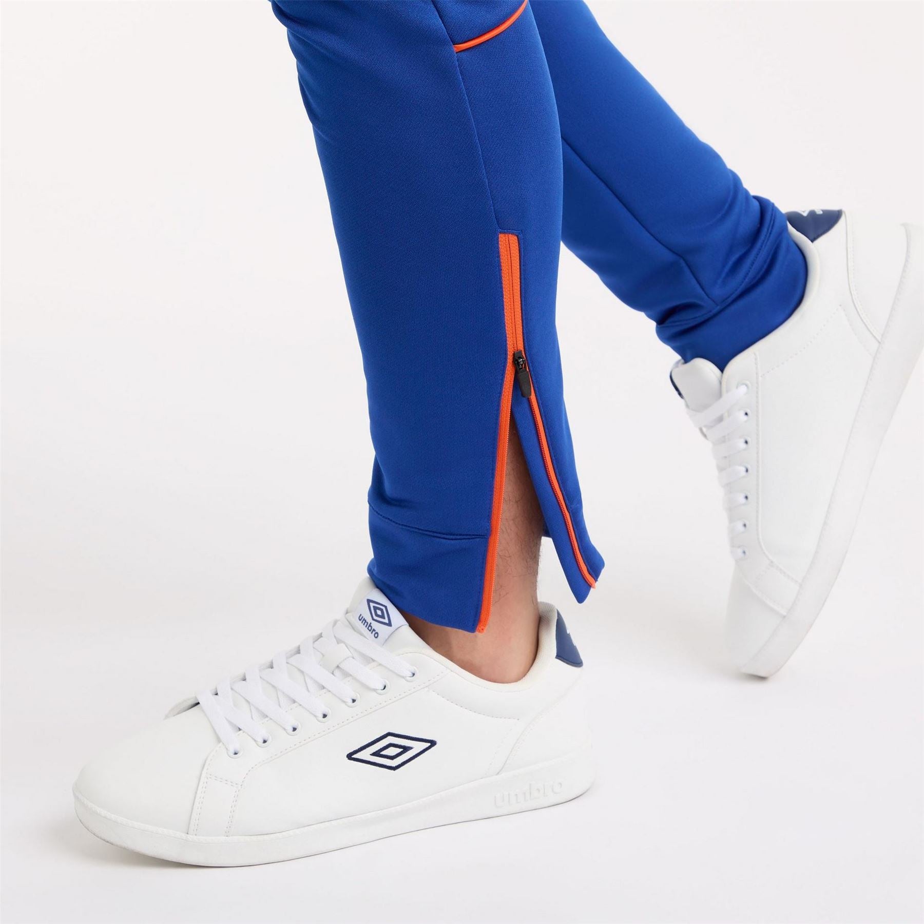 Umbro Poly Regular Fit Athletic Pants