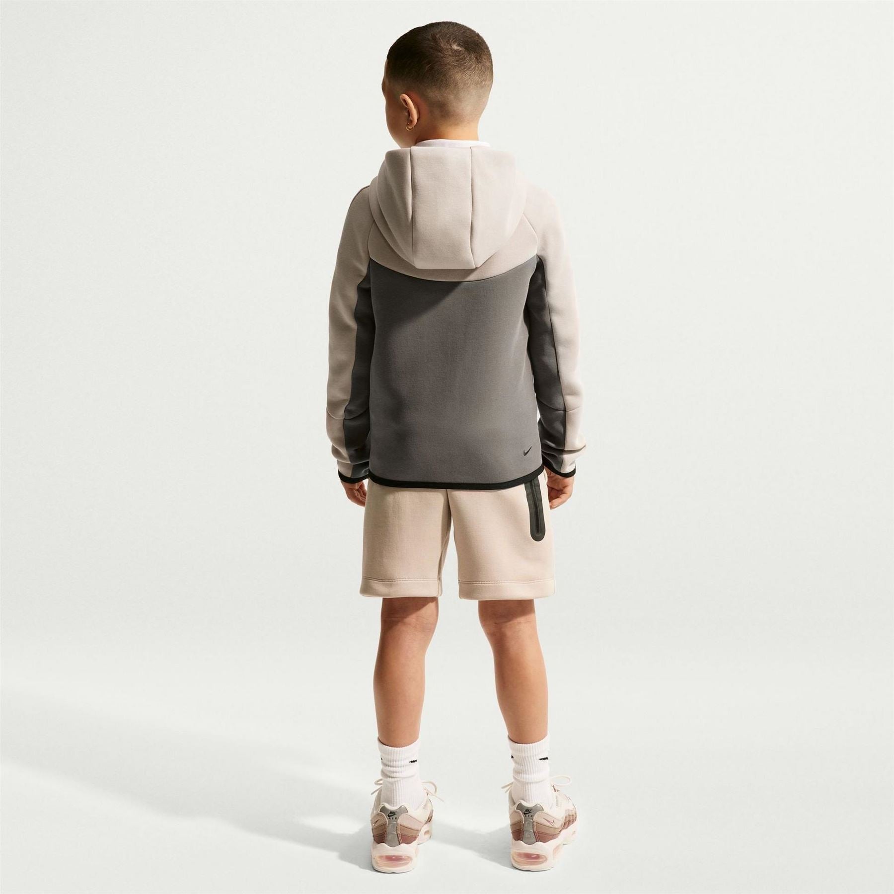 Nike Tech Fleece Regular Fit Hooded Sweatshirt Jacket
