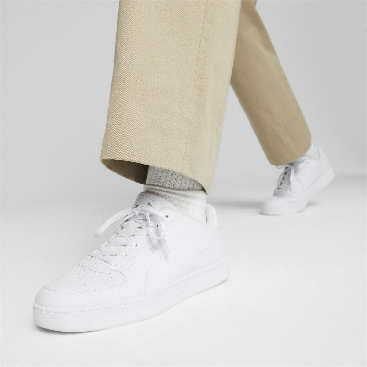 Puma Caven 2.0 Lace Up Low Top Sneakers