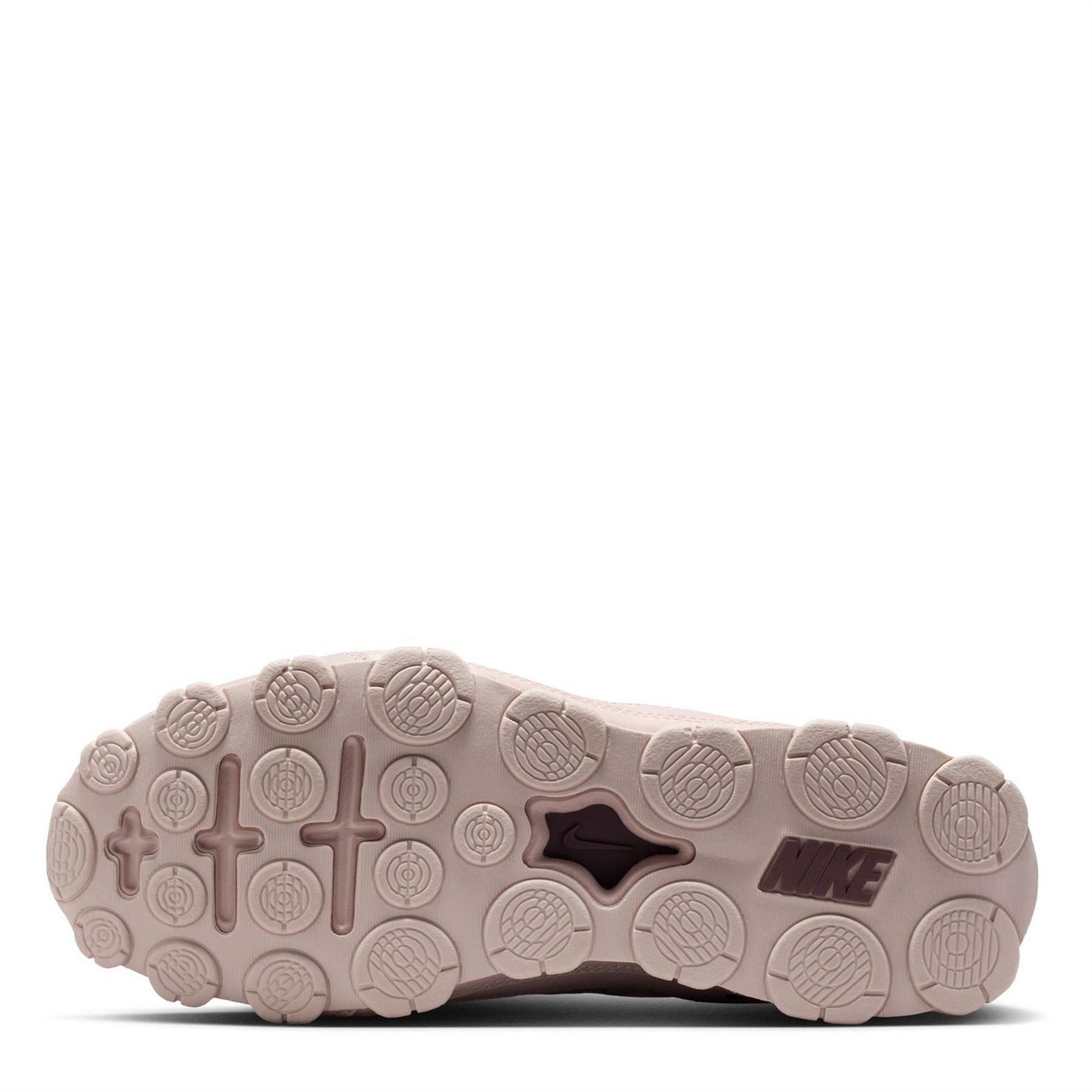 Nike Reax 8 TR Lace-Up Sneakers