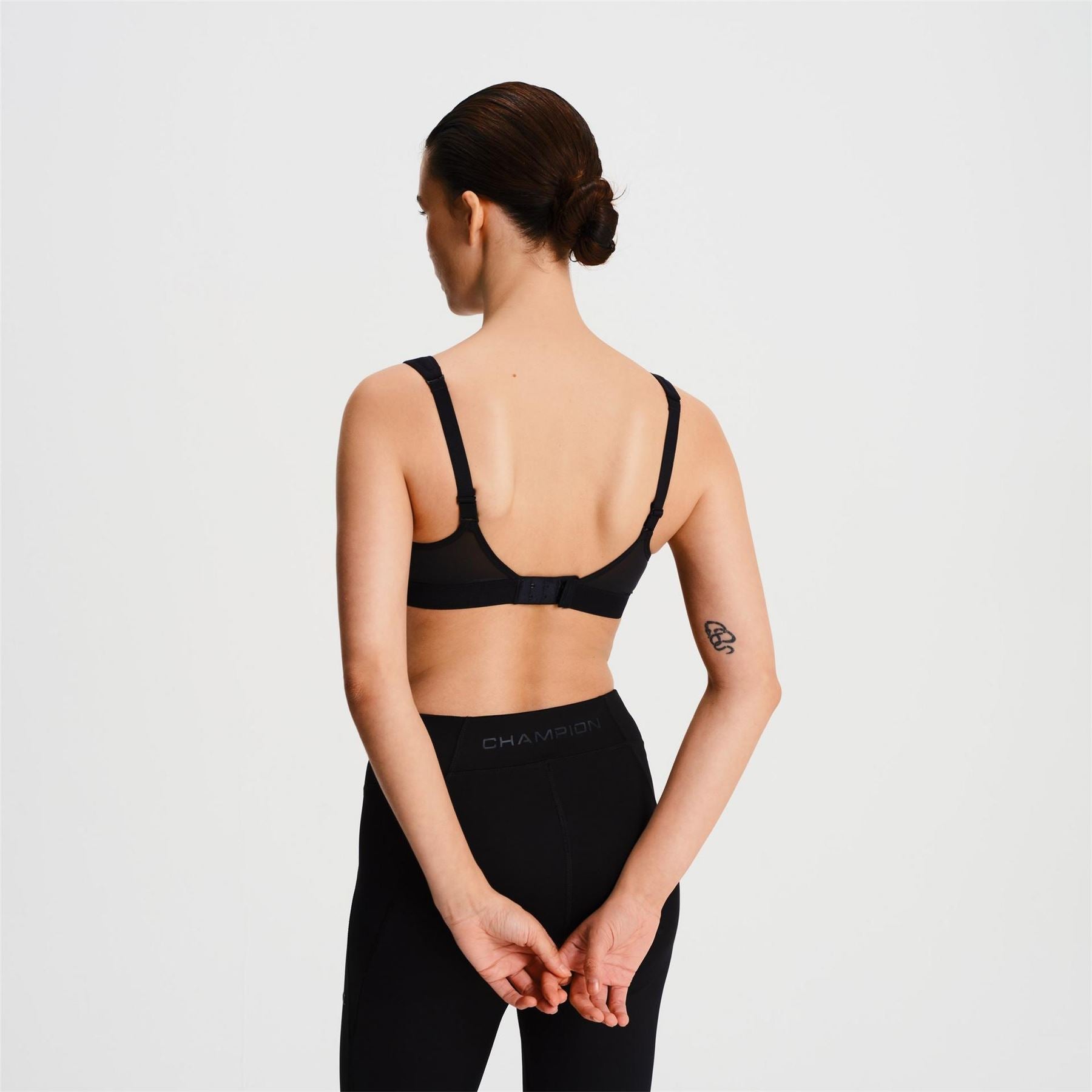 Shock Absorber Classic Sports Bra