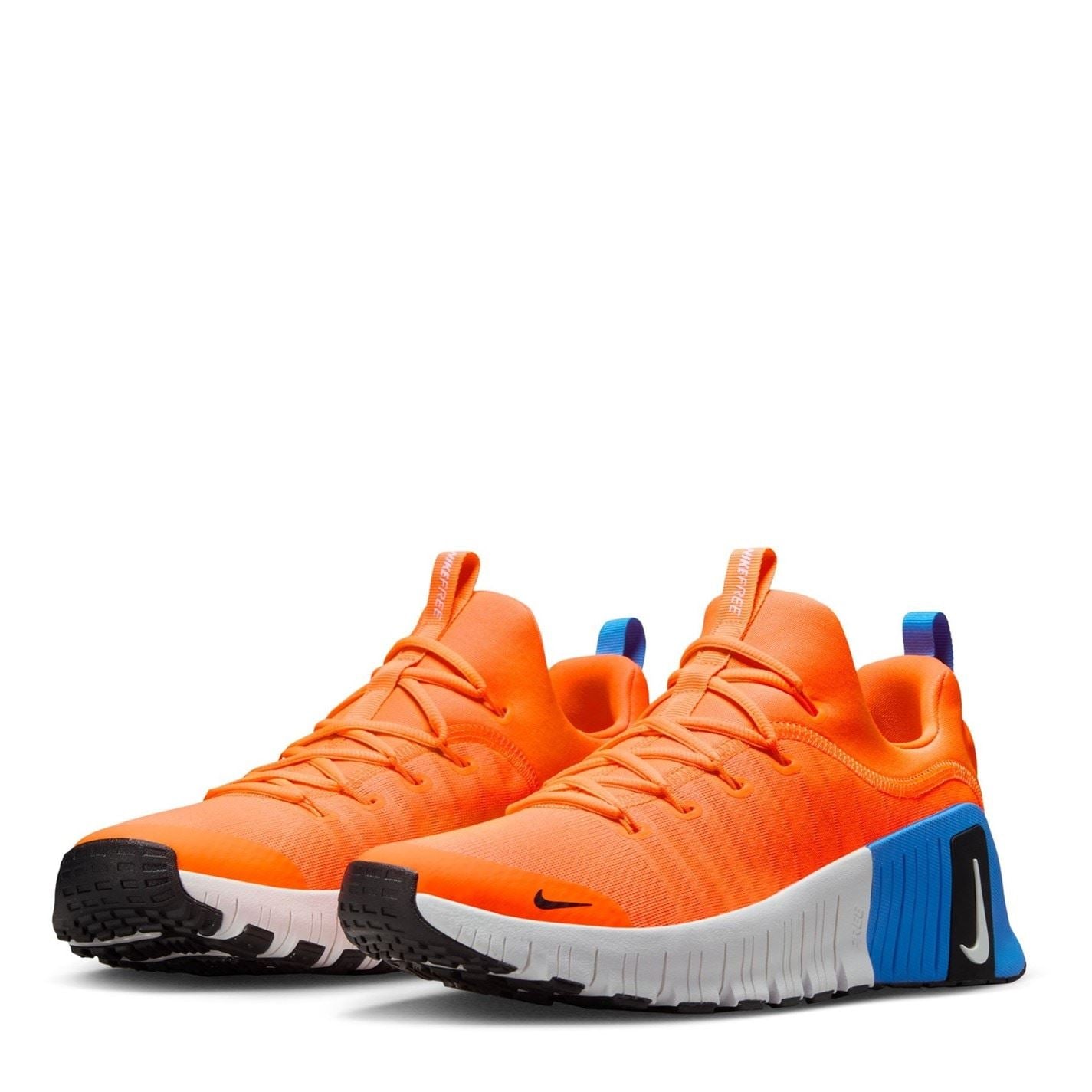 Nike Free Metcon 6 Low Top Sneakers