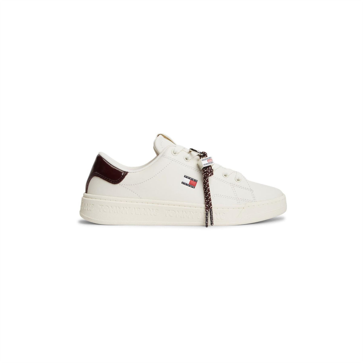 Tommy Jeans Lace-Up Flat Sneakers