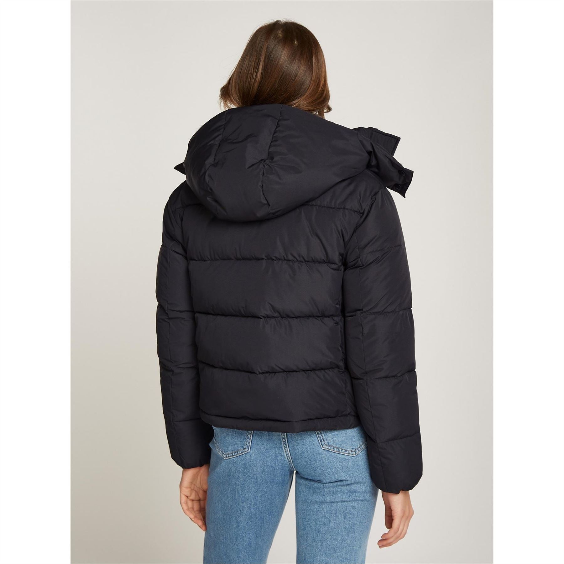 Calvin Klein Jeans  Essential Water Resistant Rds Certified Down Short Puffer Jacket