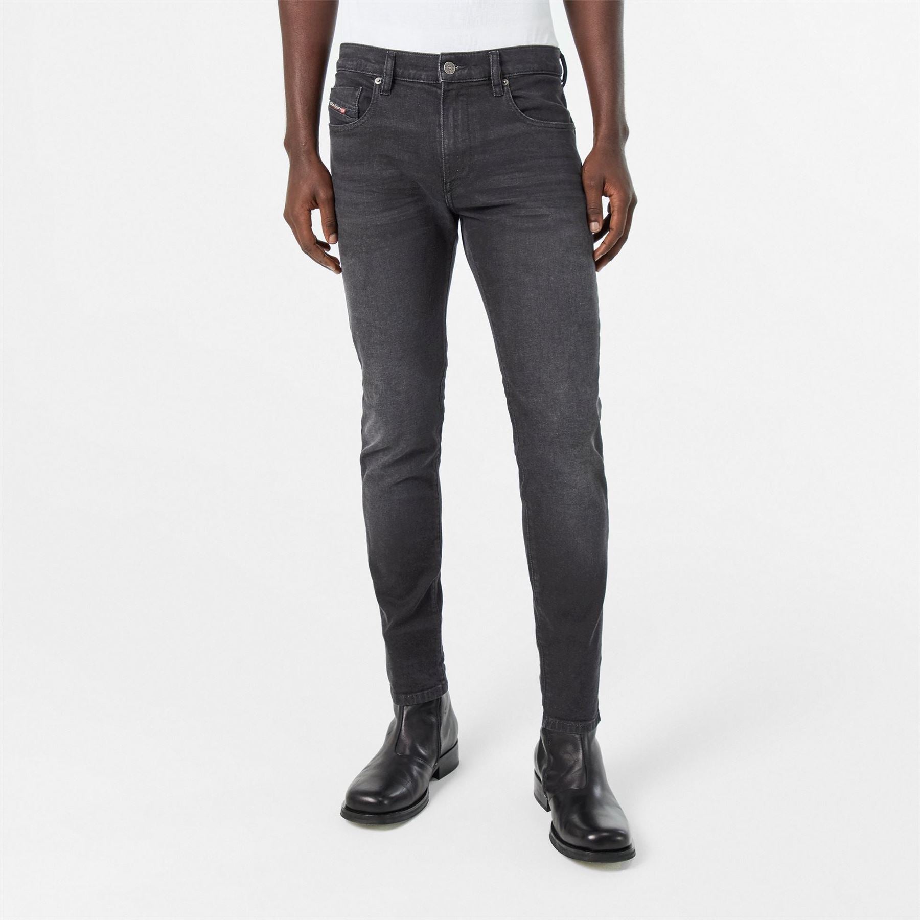 Diesel 2019 D Strukt