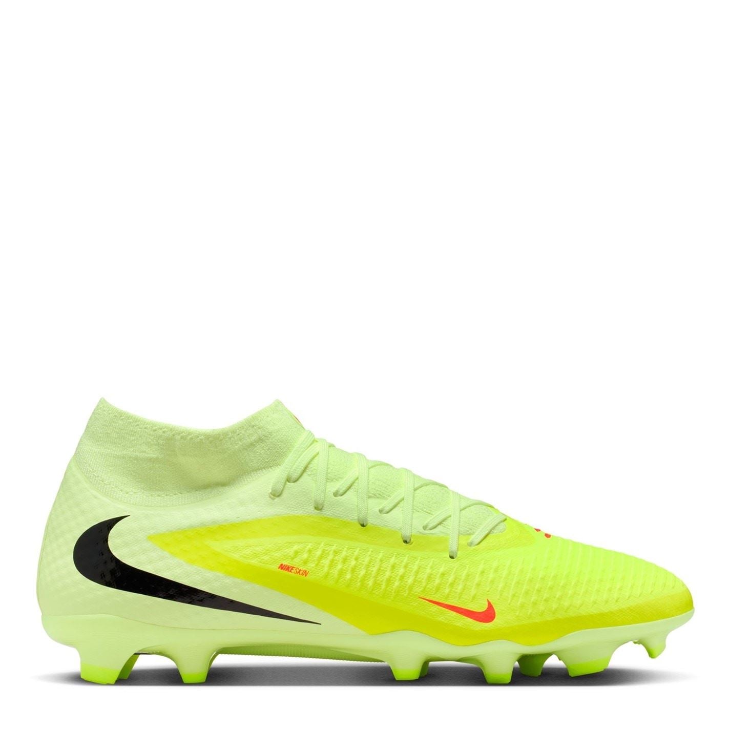 Nike Phantom Luna Ii Academy Firm Ground Football Boots