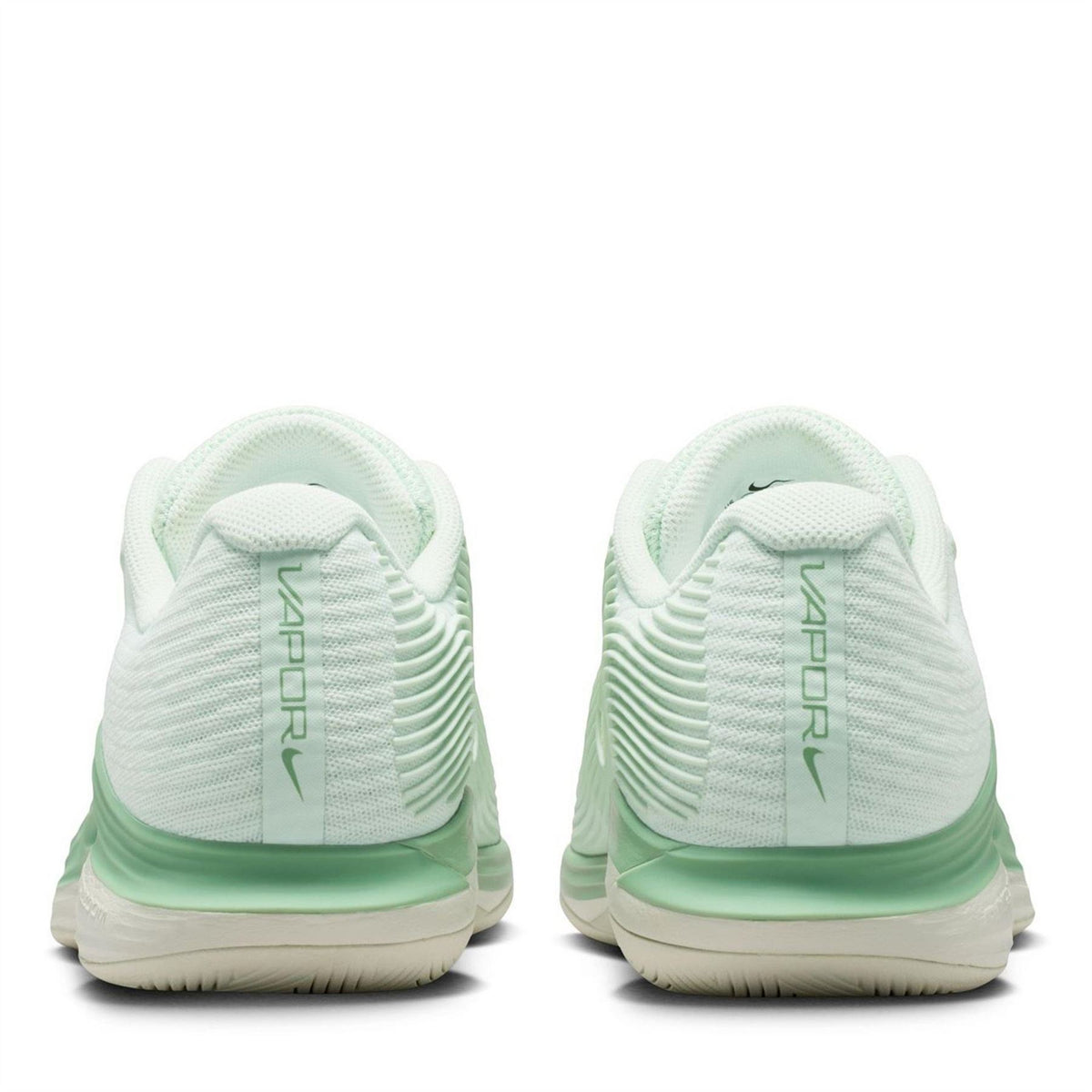 Nike Womens Vapor 12 Hard Court Tennis Shoes