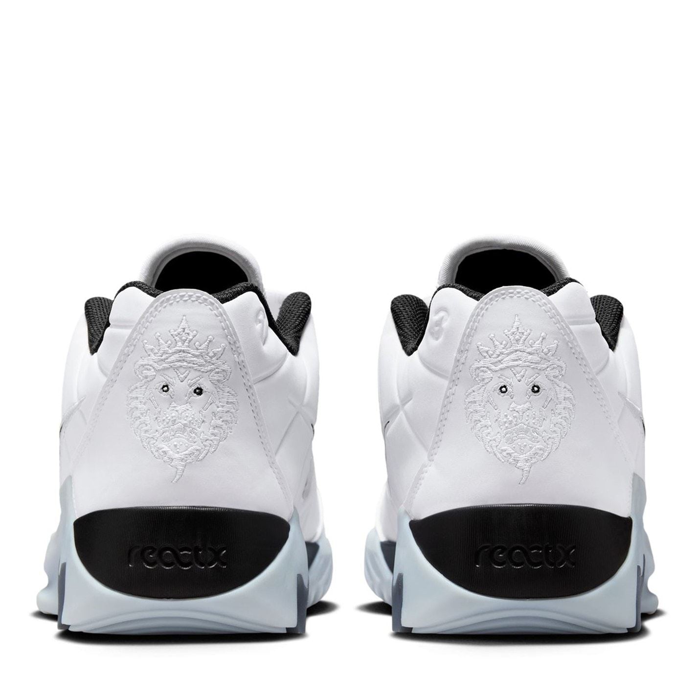 Nike Witness 9 Low Top Lace-Up Sneakers