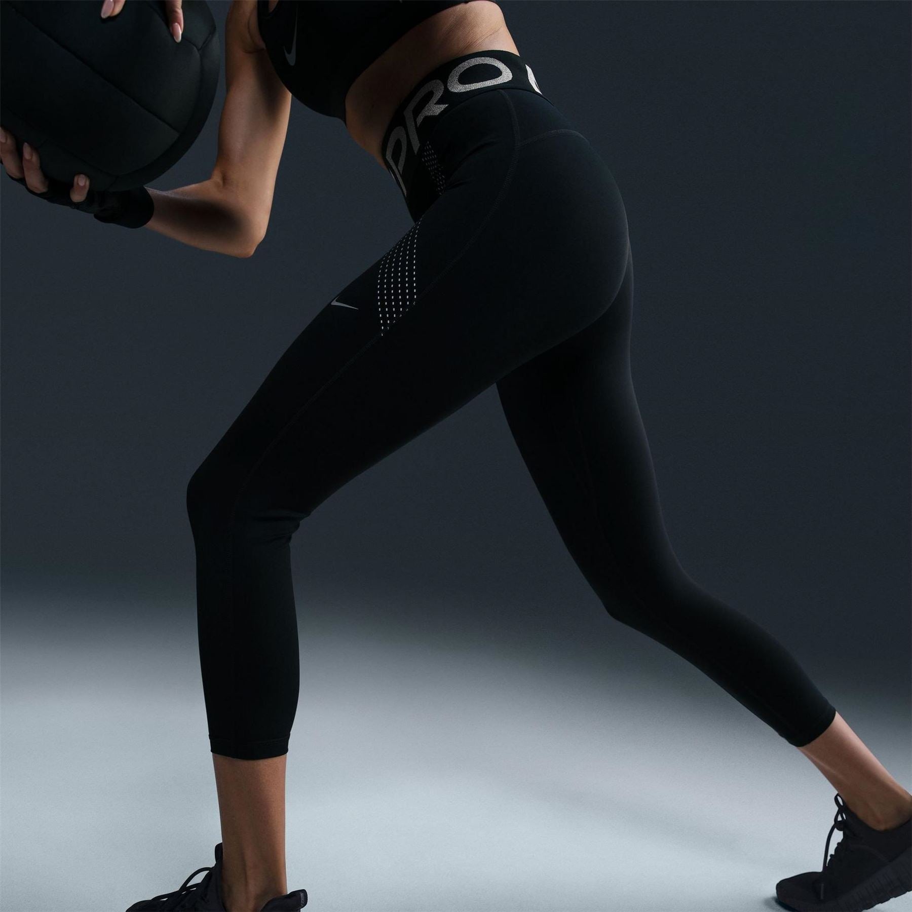 Nike Sculpt Dri Fit High Rise 7 8 Performance Tights