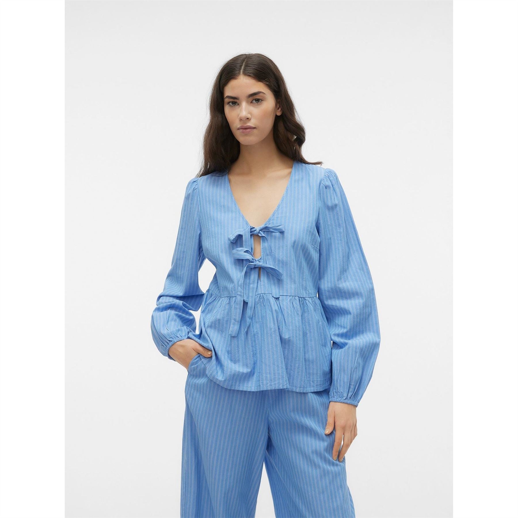 Vero Moda Gili Tie Relaxed Fit V Neck Blouse