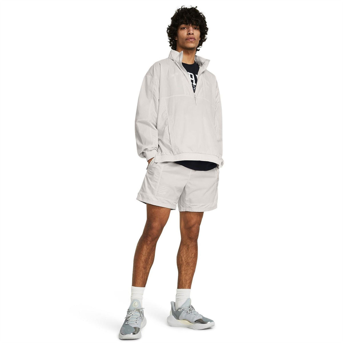 Under Armour Curry Woven Weather Resistant Athletic Fit Performance Training Jacket