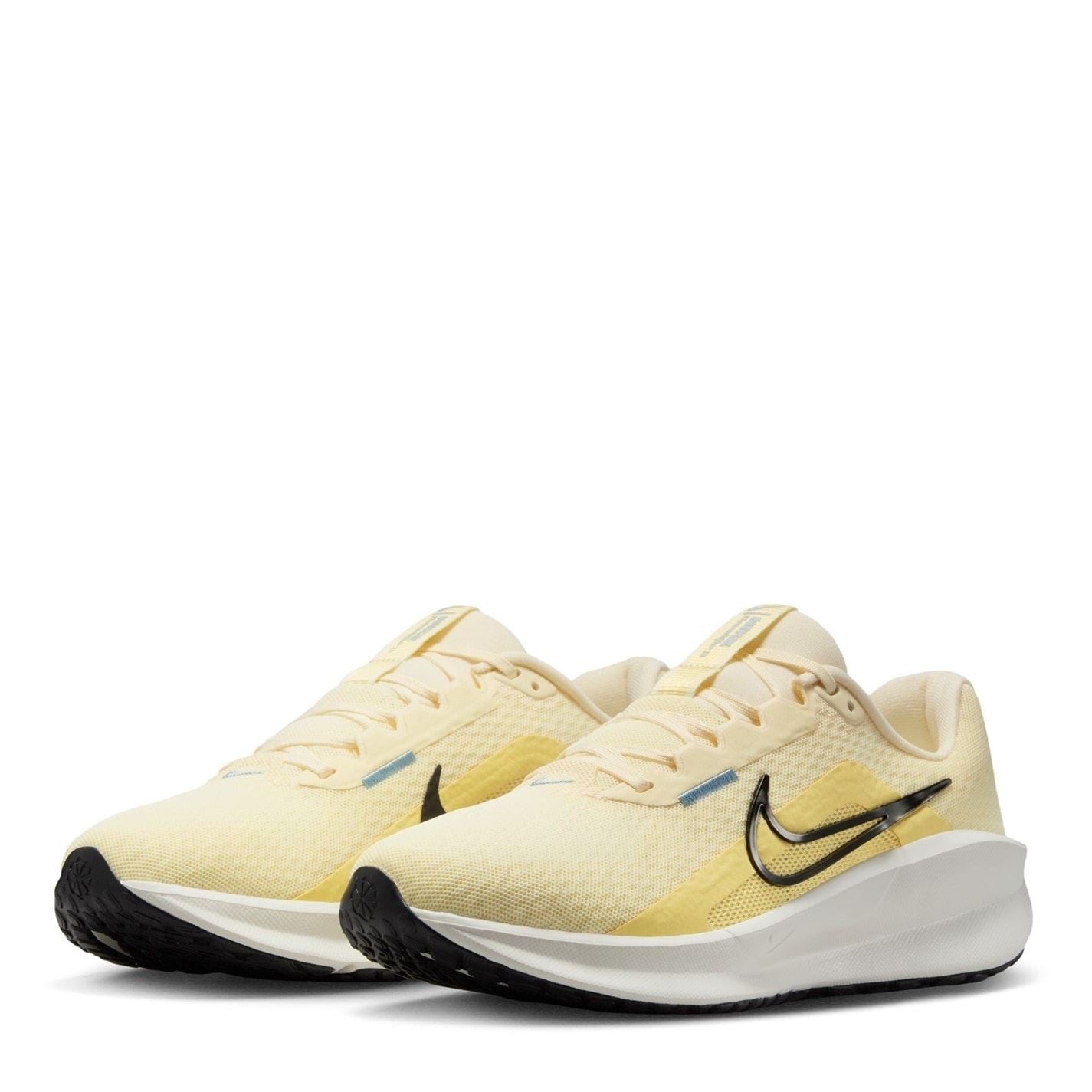 Nike Womens Downshifter 13 Road Running Shoes