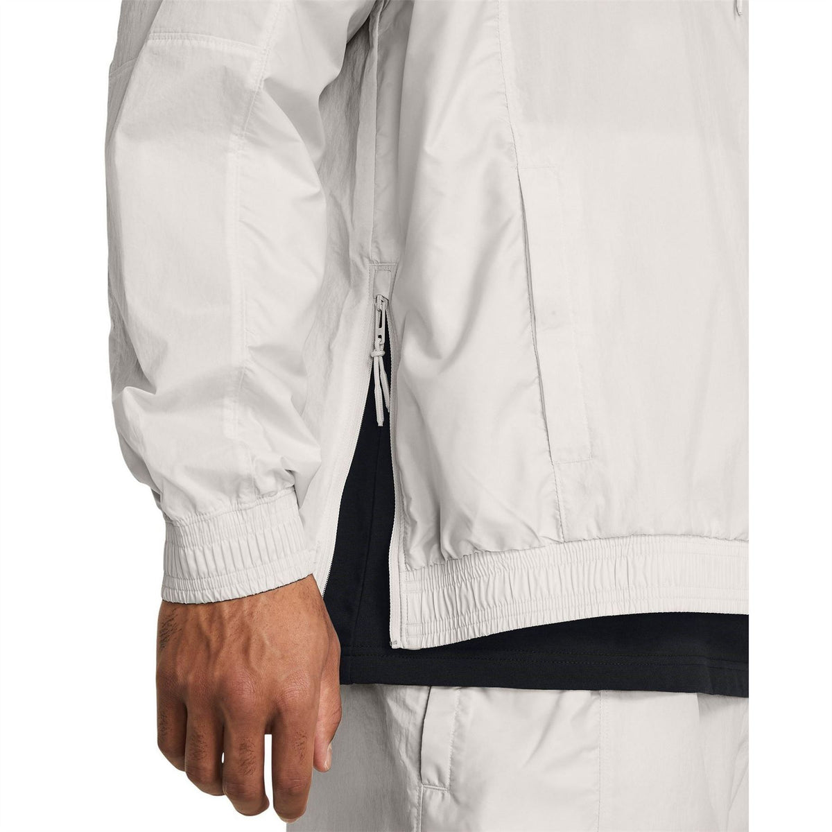 Under Armour Curry Woven Weather Resistant Athletic Fit Performance Training Jacket