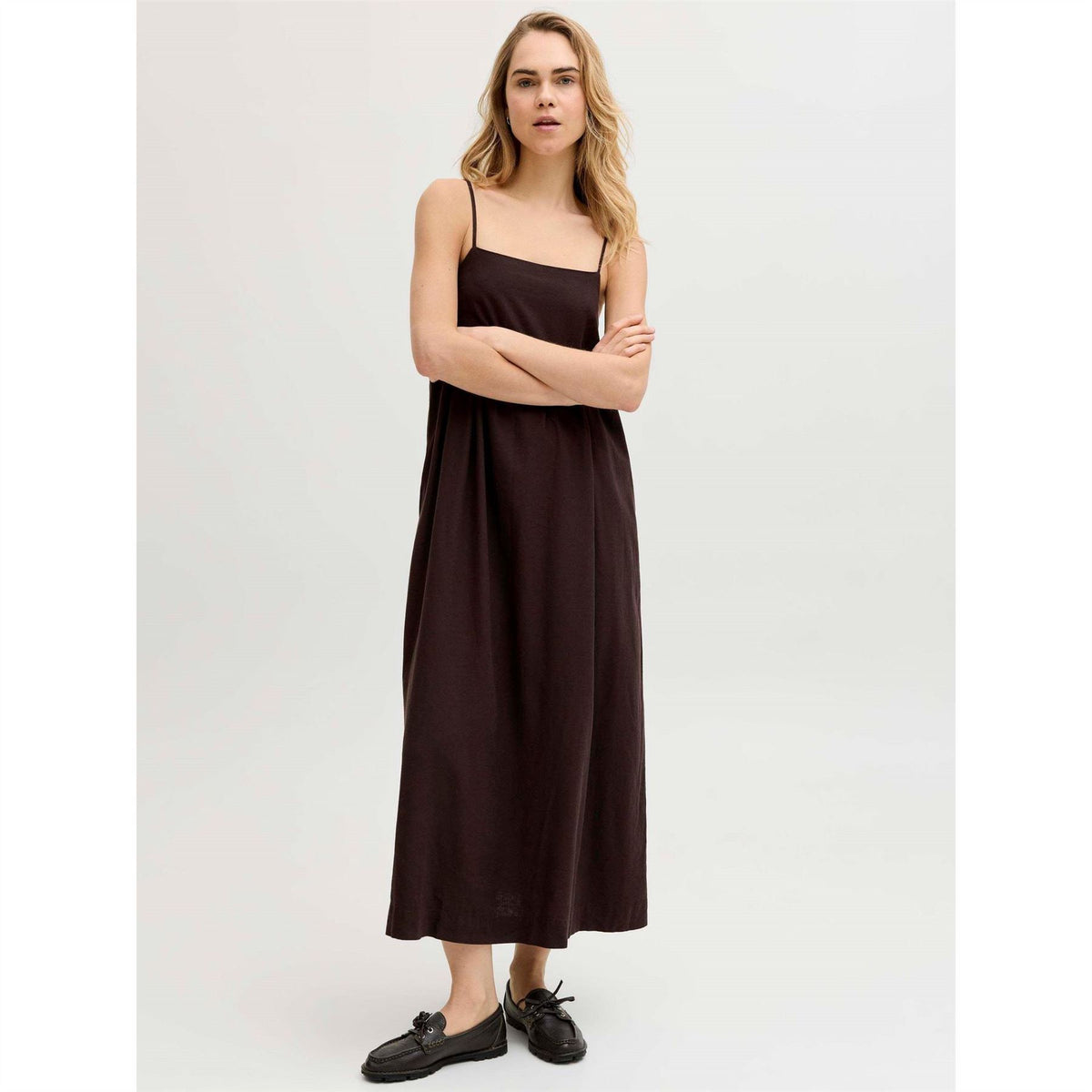 JJXX Linen Blend Spaghetti Strap Sleeveless Midi Sun Dress