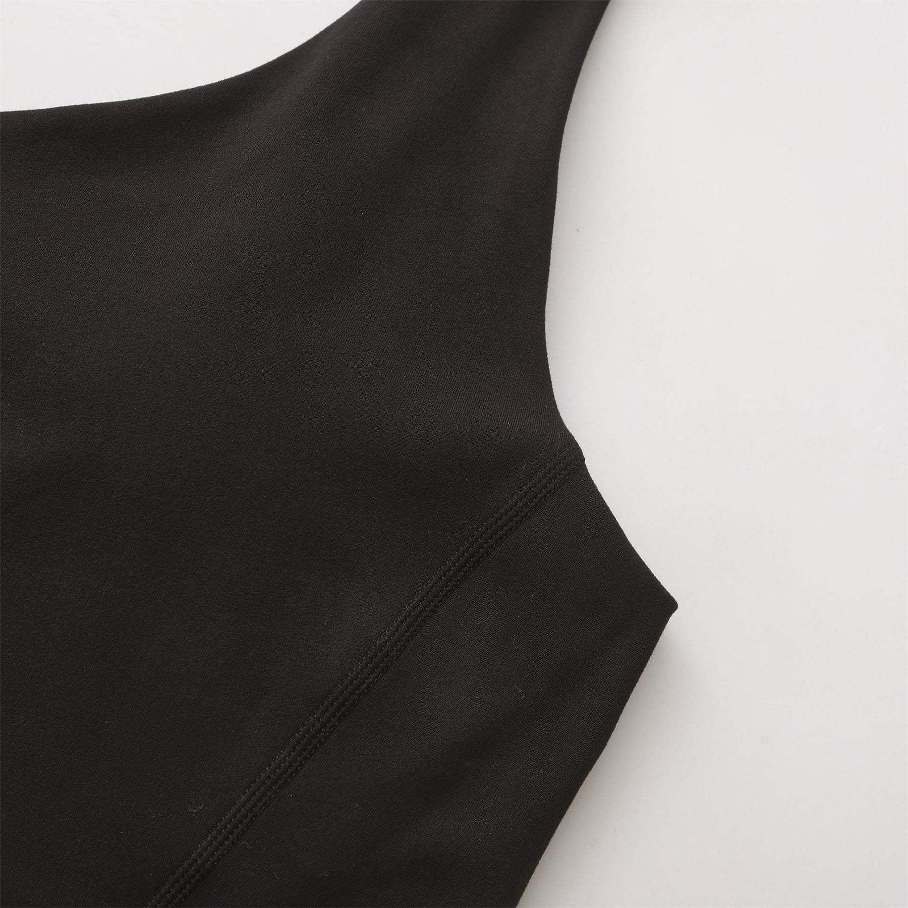 LA Gear Womens V Neck Active Tank Top