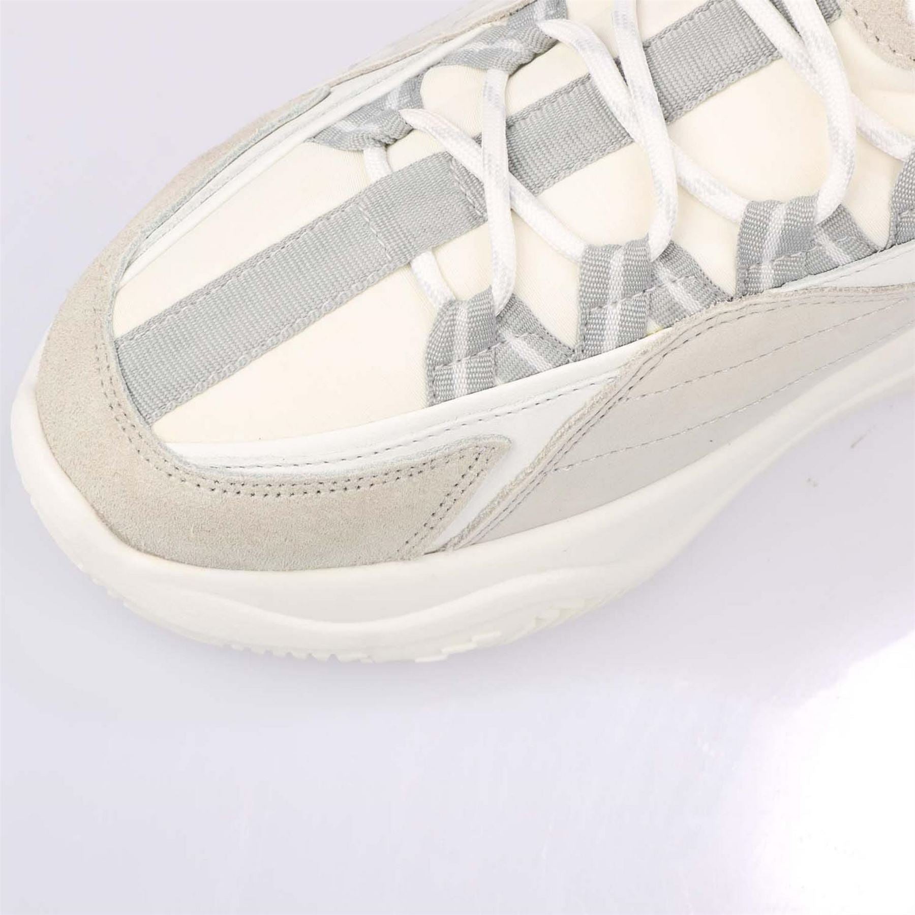 Lavair Trainers