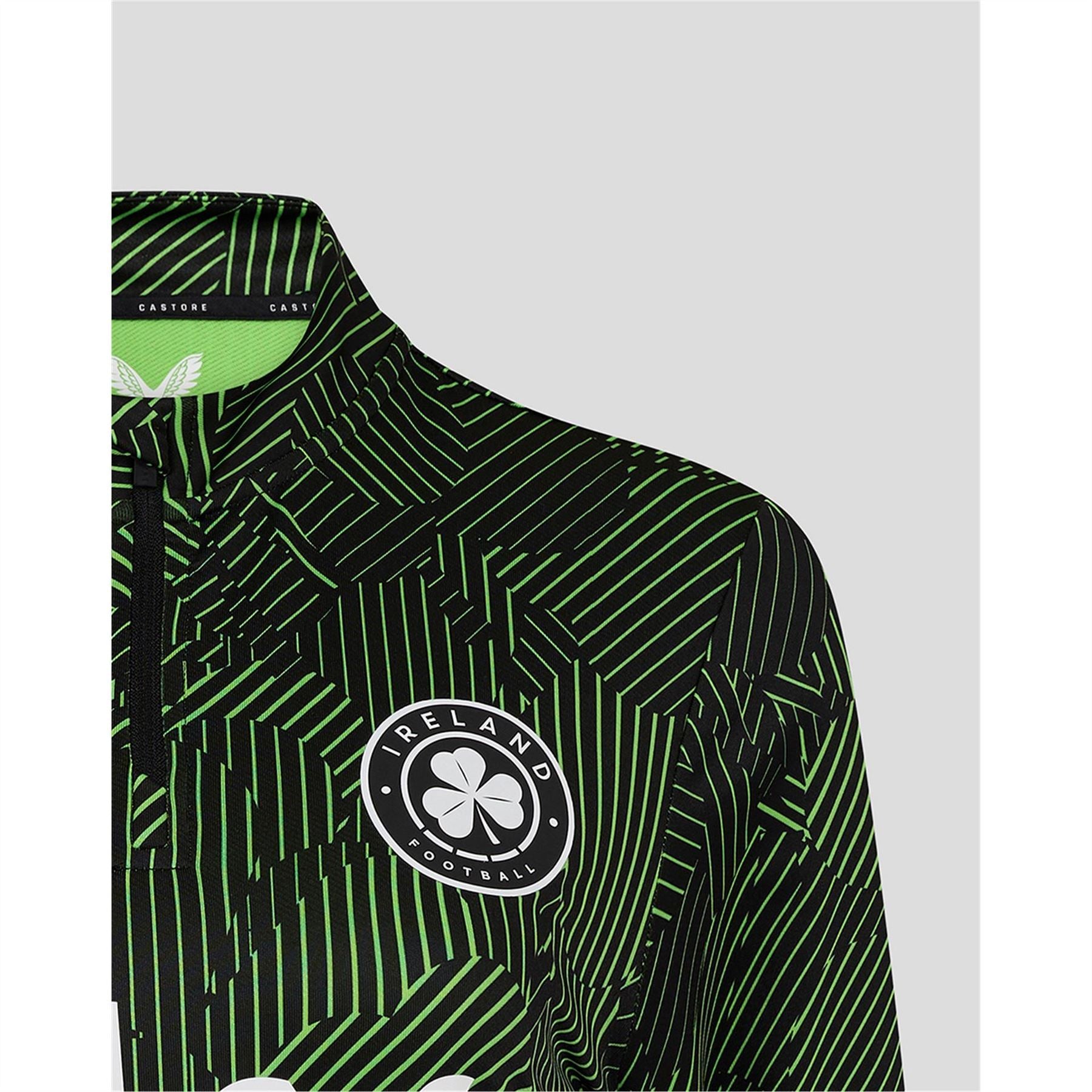 Castore Womens Matchoodyay Half Zip Top 2025