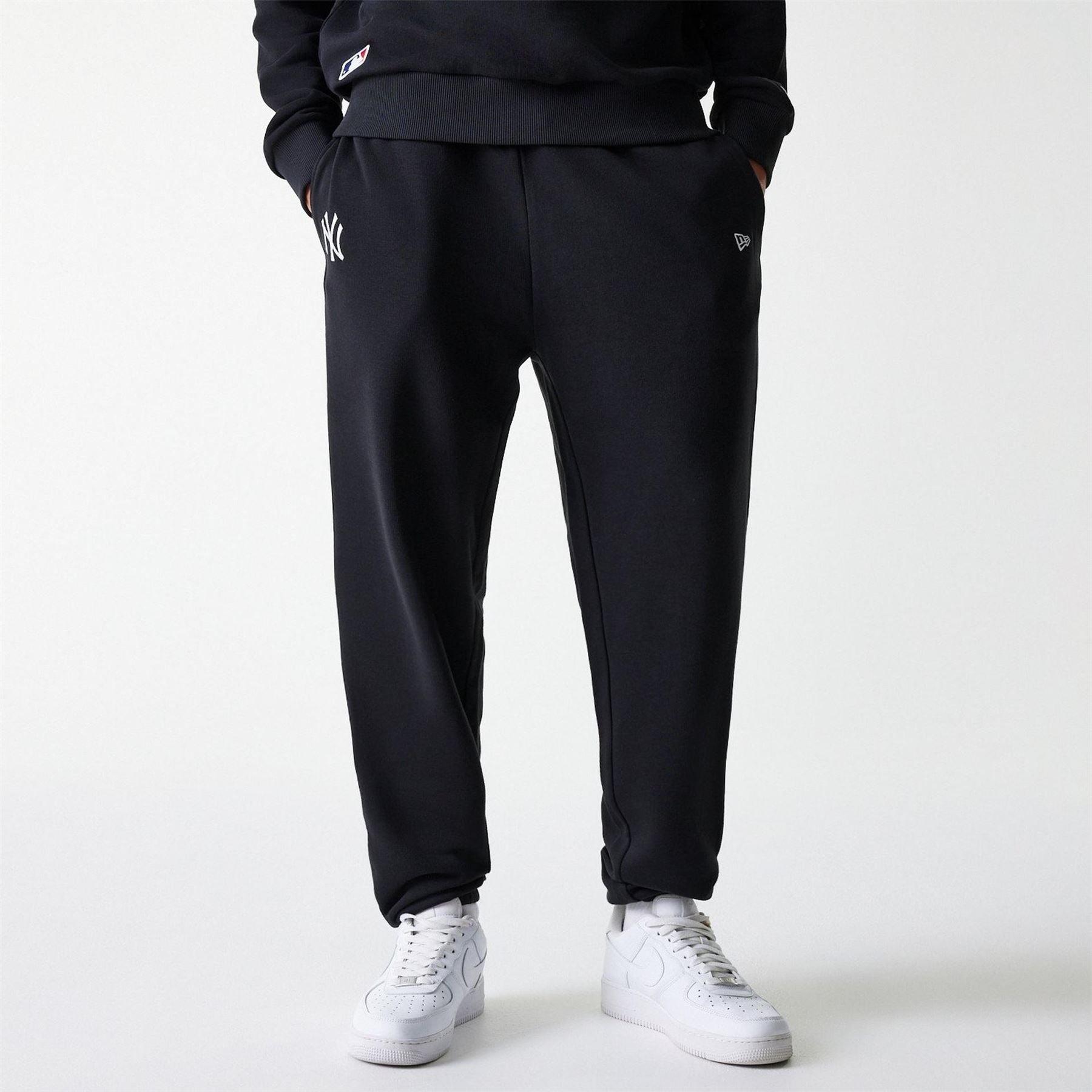 New Era York Yankees Closed Hem Fleece Joggers